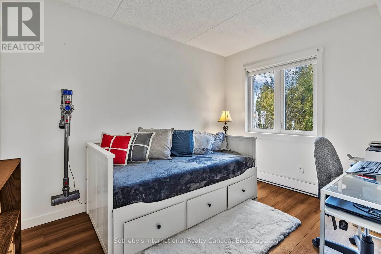 181 - 49 TROTT BOULEVARD, #181