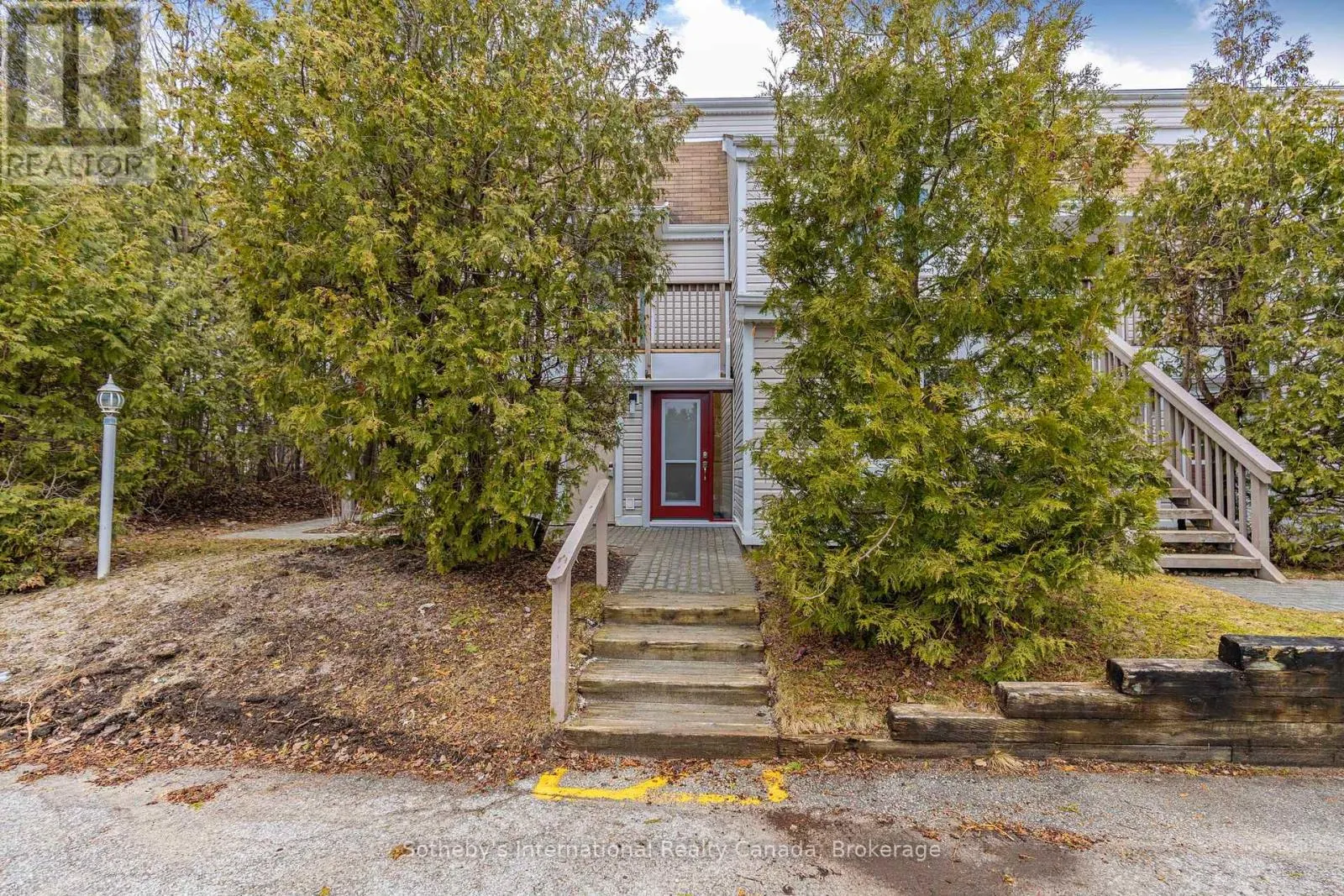 181 - 49 TROTT BOULEVARD, #181