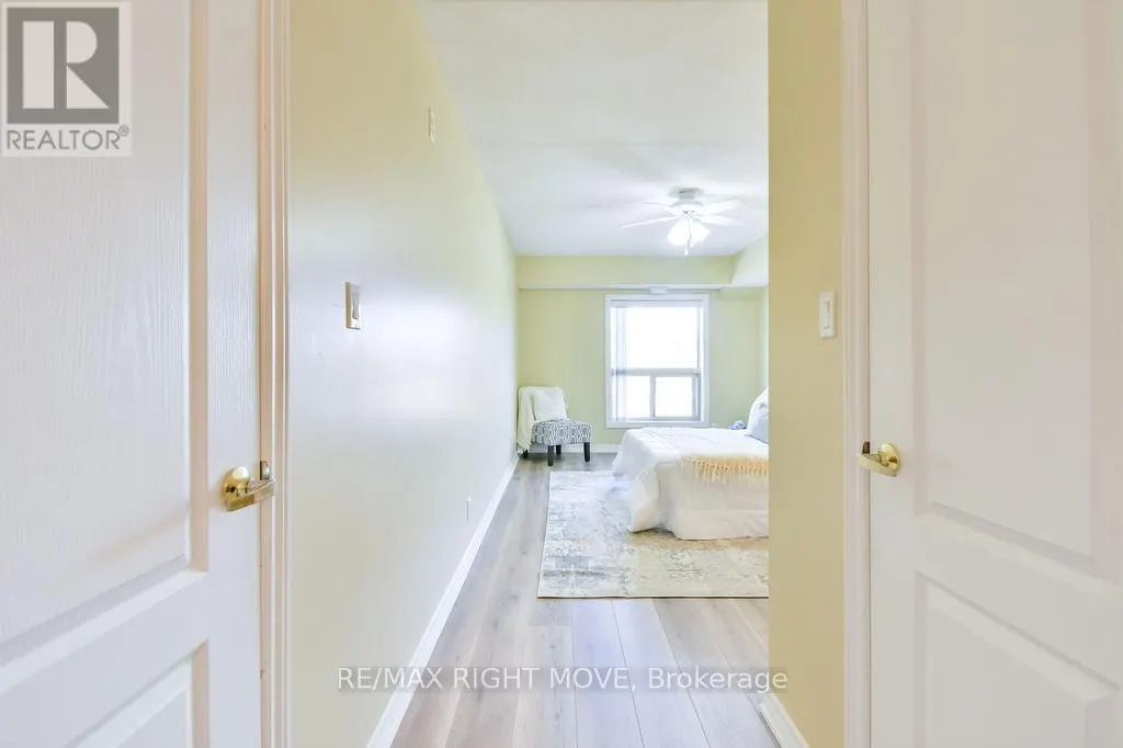 313 - 486 LACLIE STREET