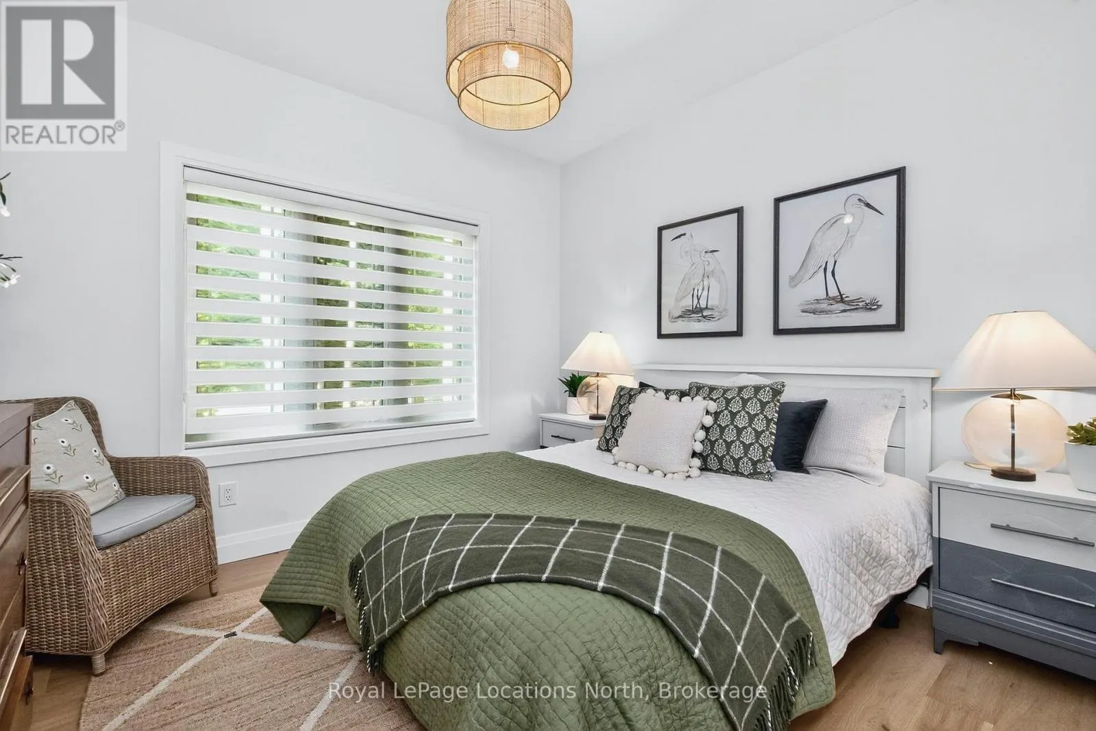 15 PINECONE AVENUE