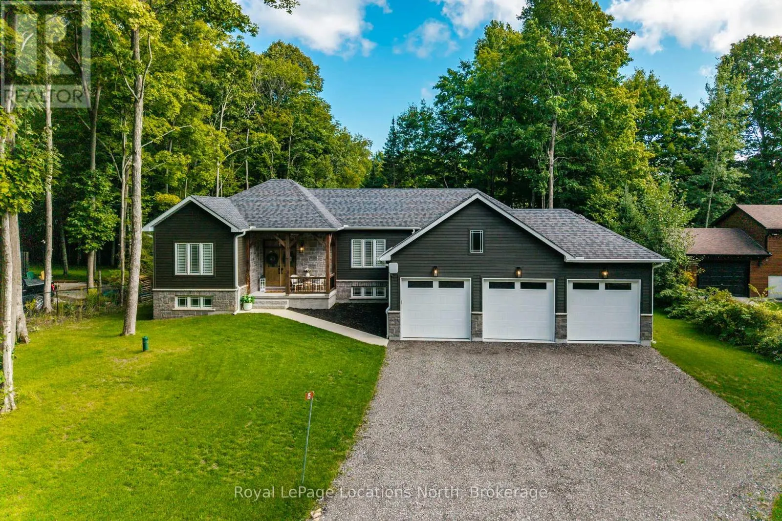 15 PINECONE AVENUE