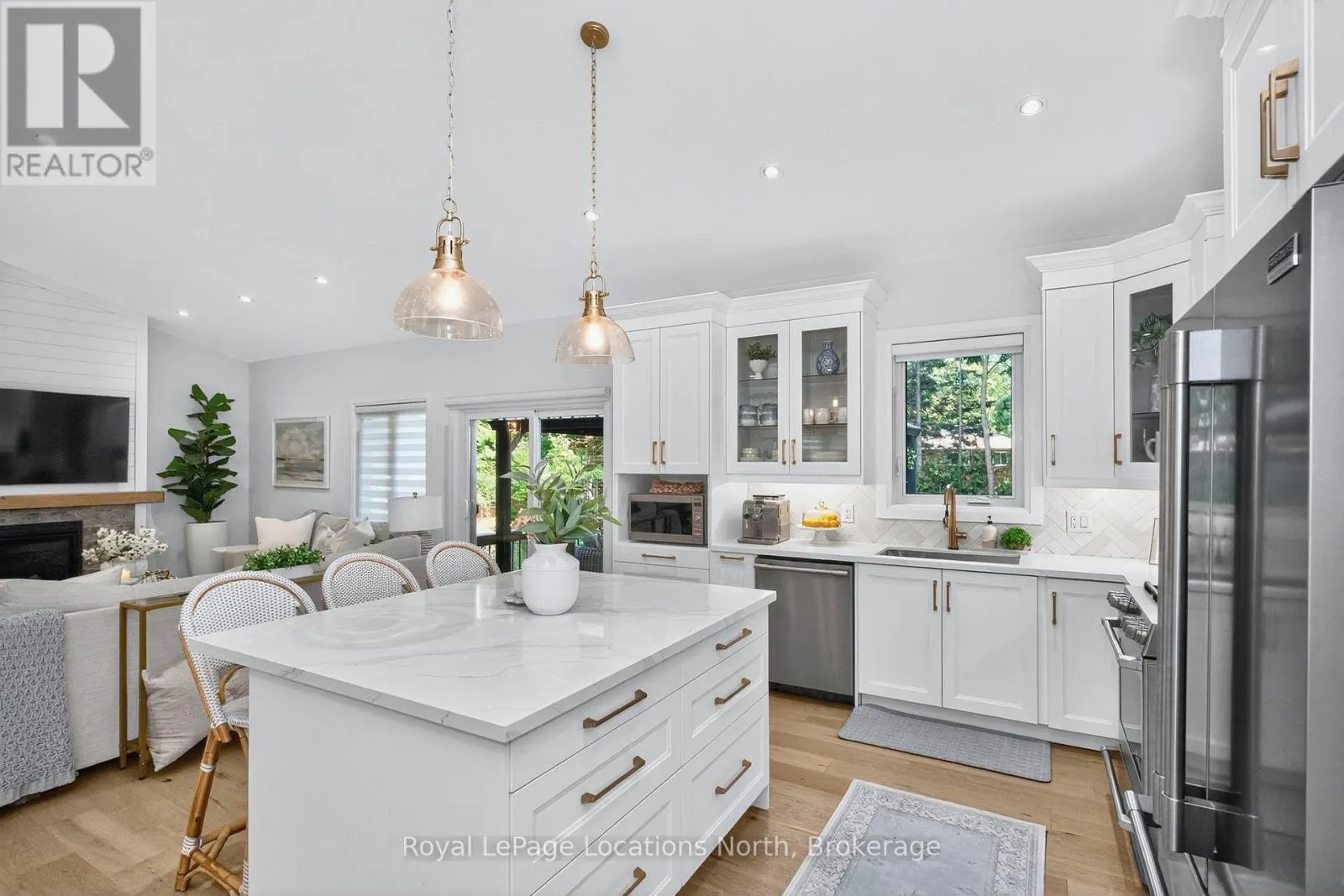 15 PINECONE AVENUE