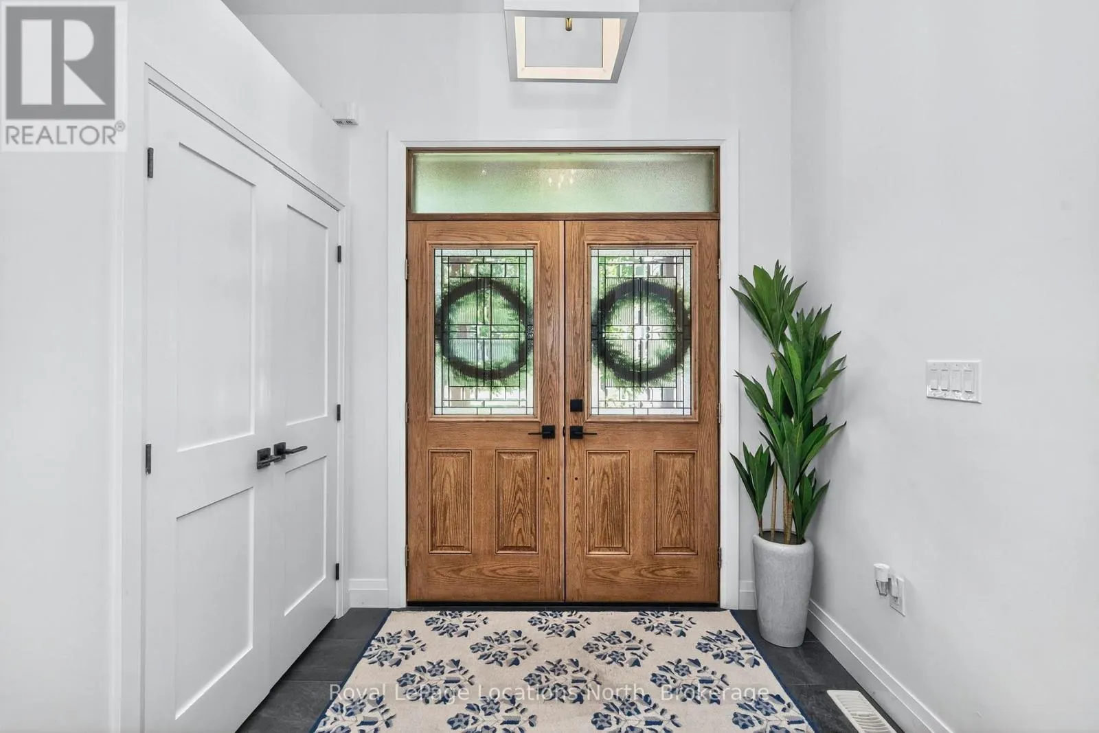 15 PINECONE AVENUE