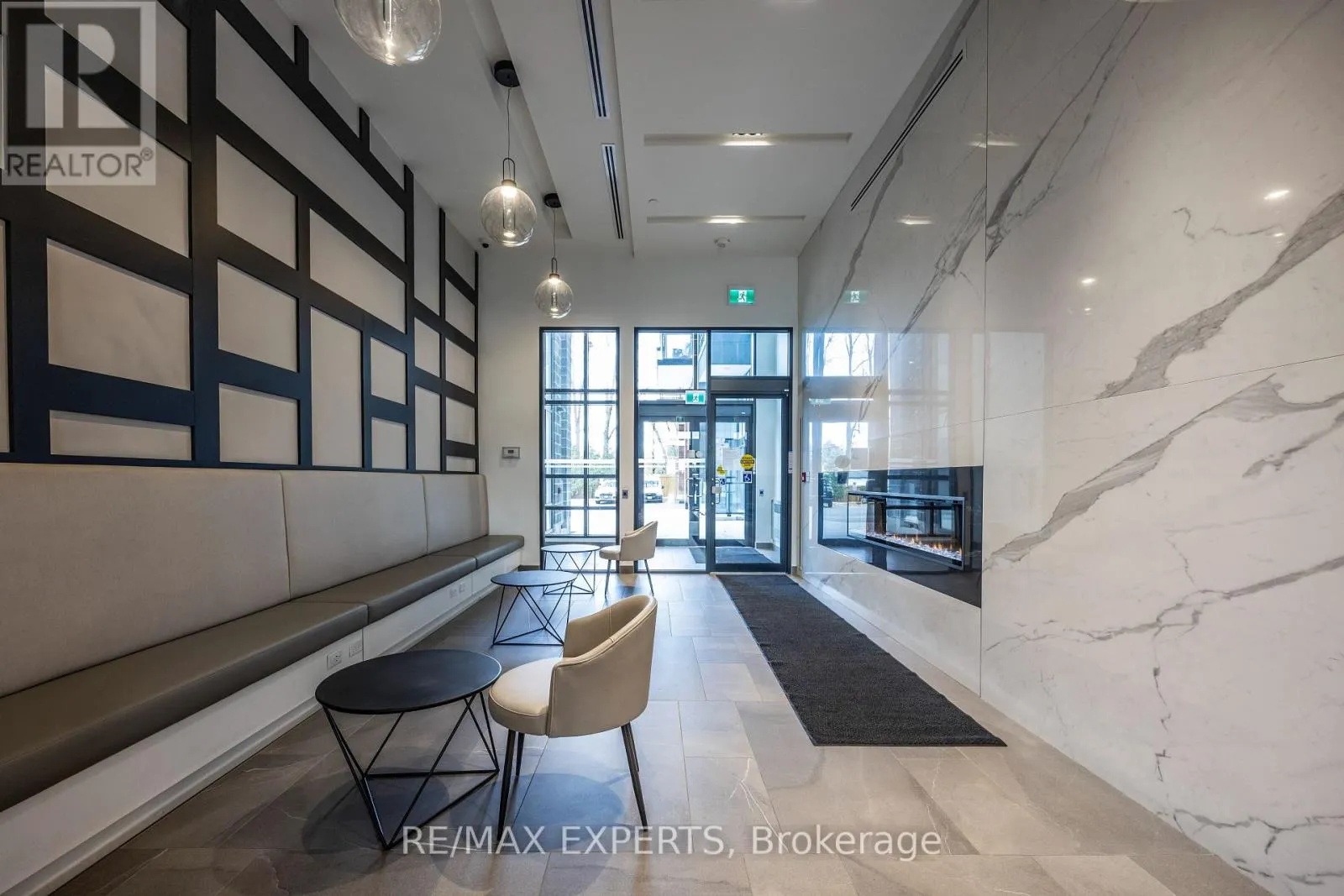 707 - 681 YONGE STREET
