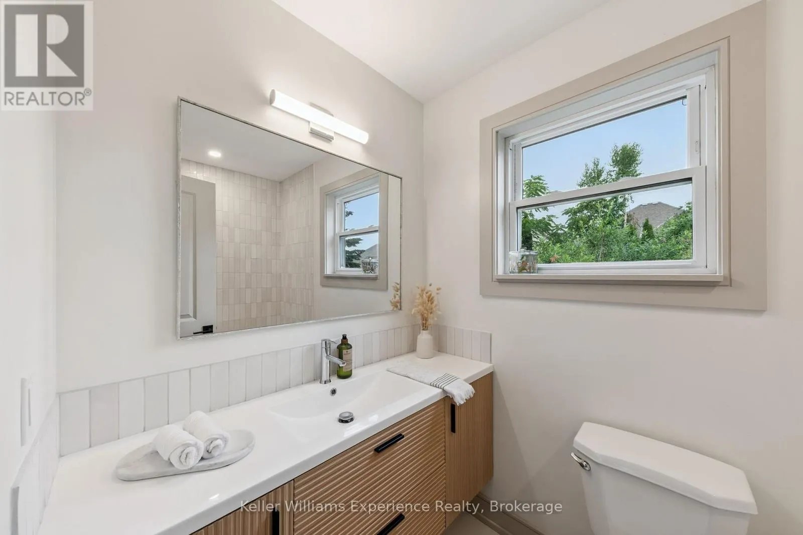 14 MARIPOSA DRIVE