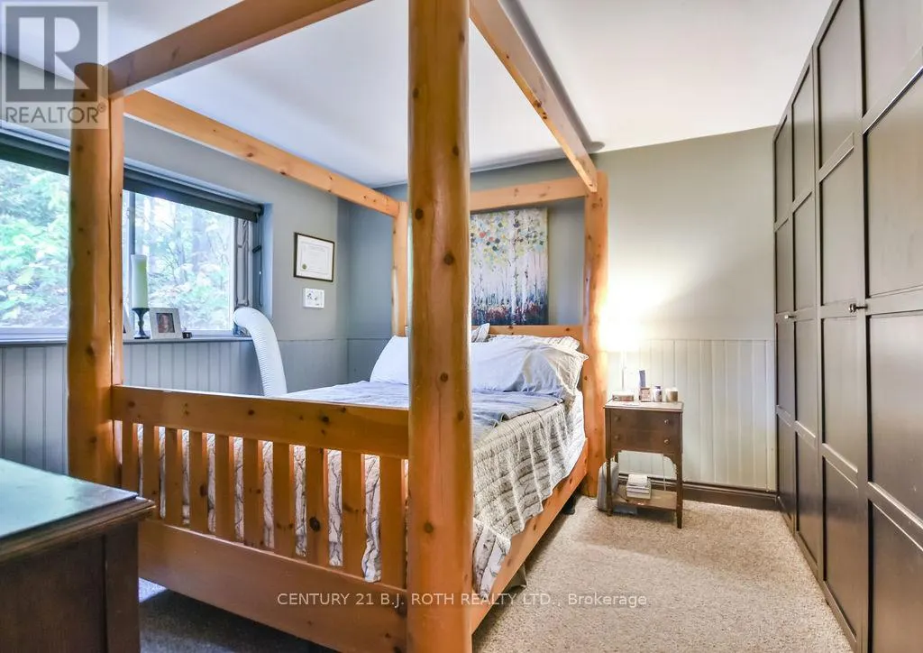 33 IROQUOIS RIDGE