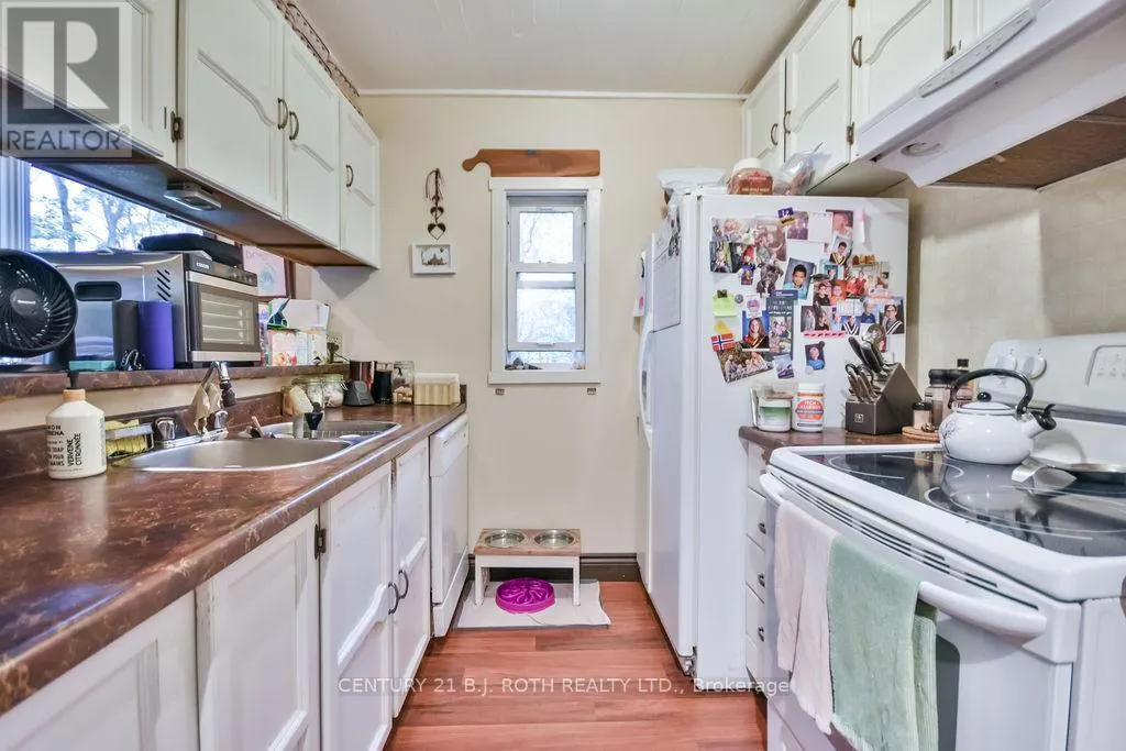 33 IROQUOIS RIDGE