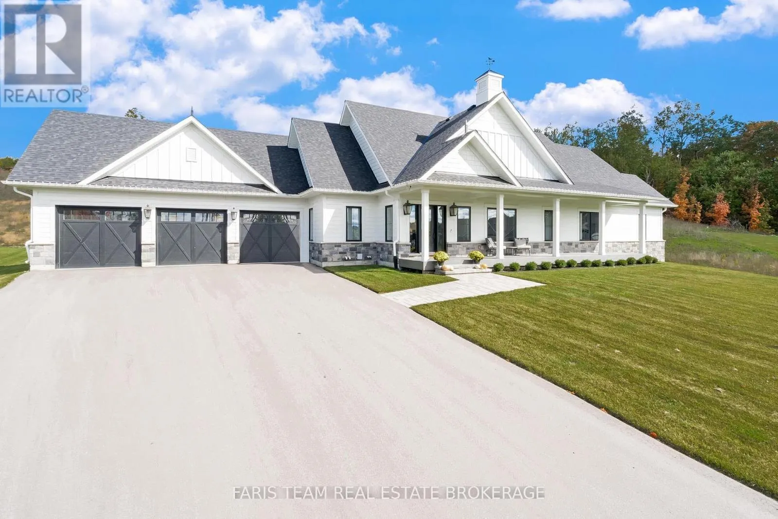 17 CLYDESDALE COURT