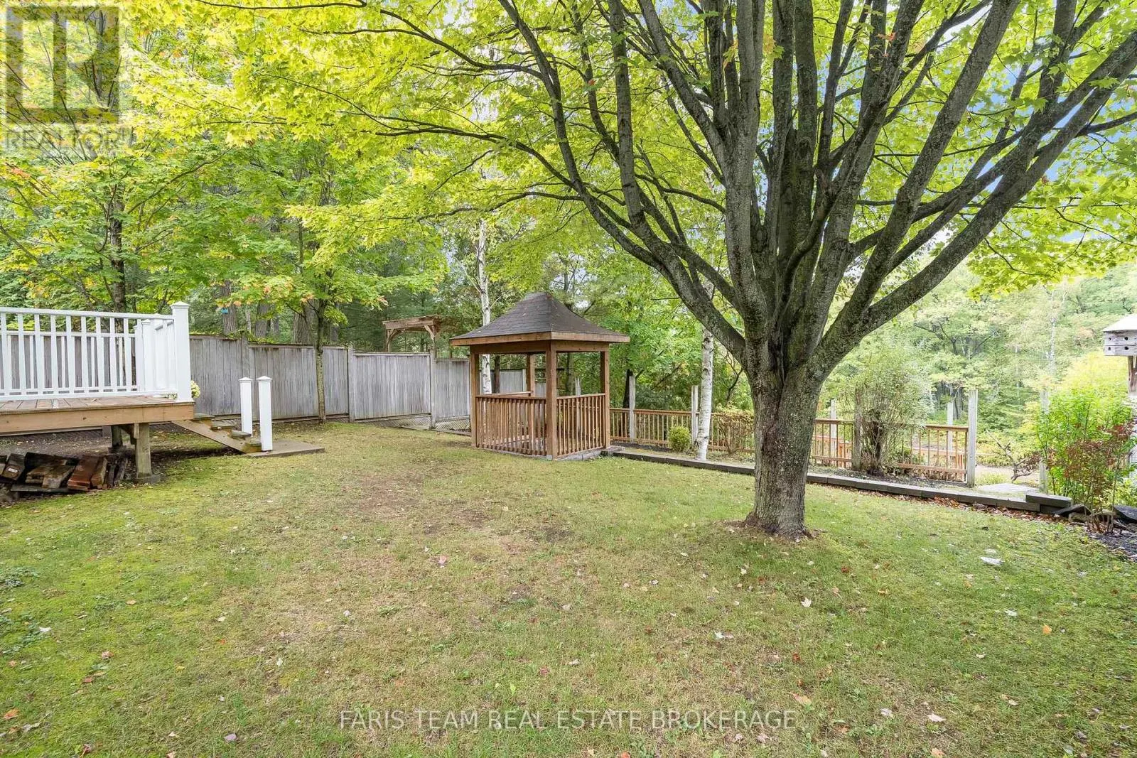 104 KNOX ROAD E