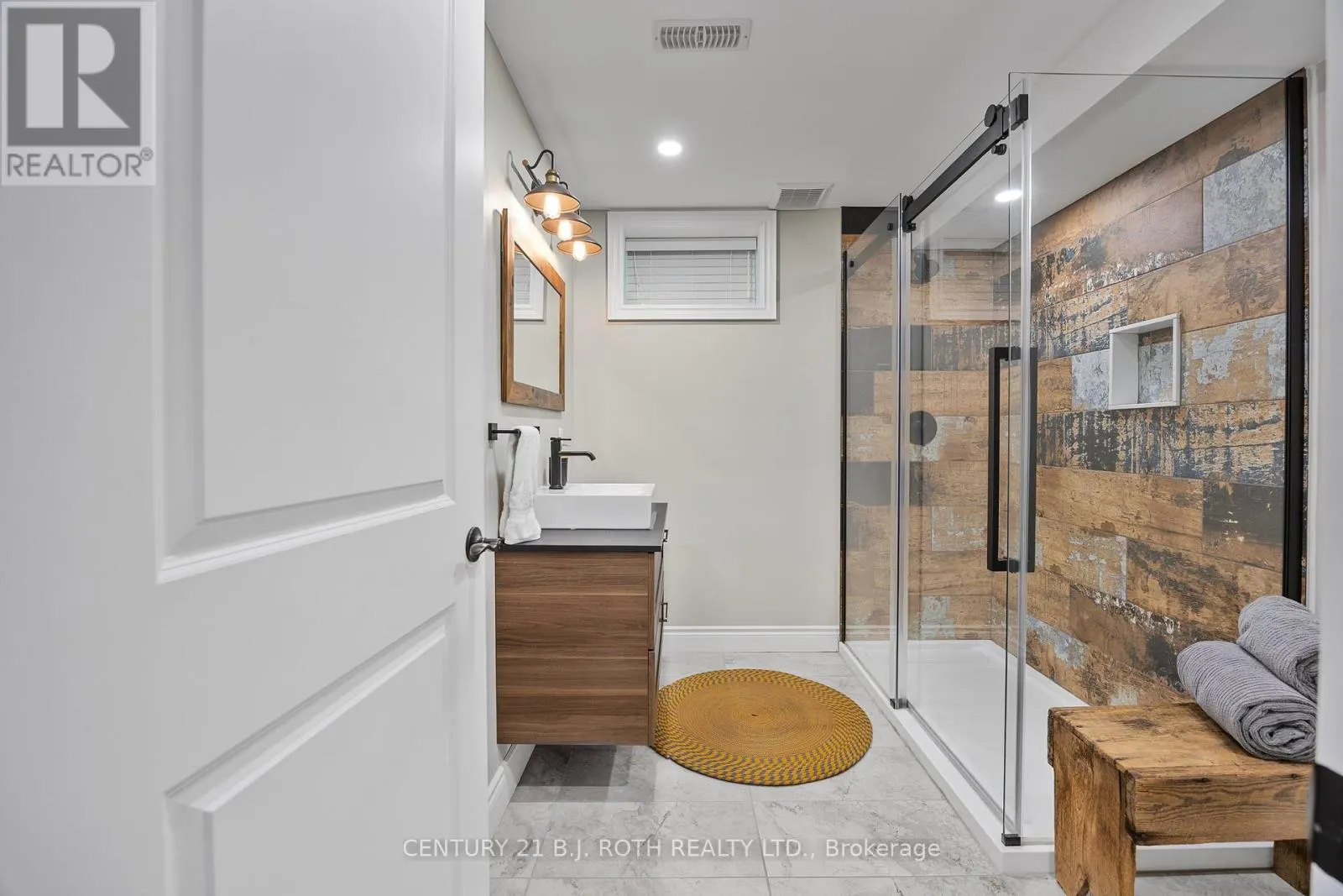 50 DIAMOND VALLEY DRIVE