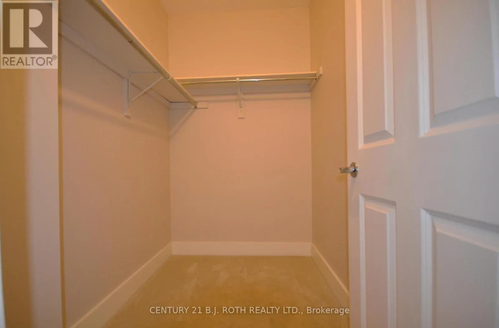 311 - 140 CEDAR ISLAND ROAD