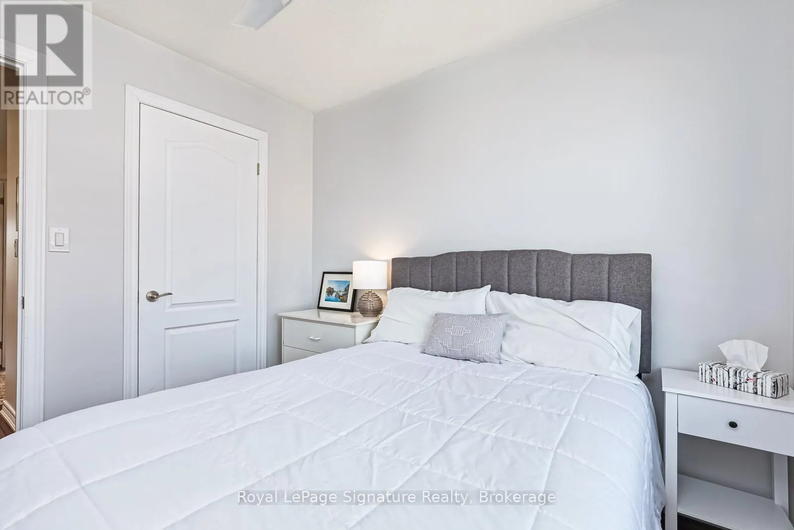 14 MONTCLAIR MEWS