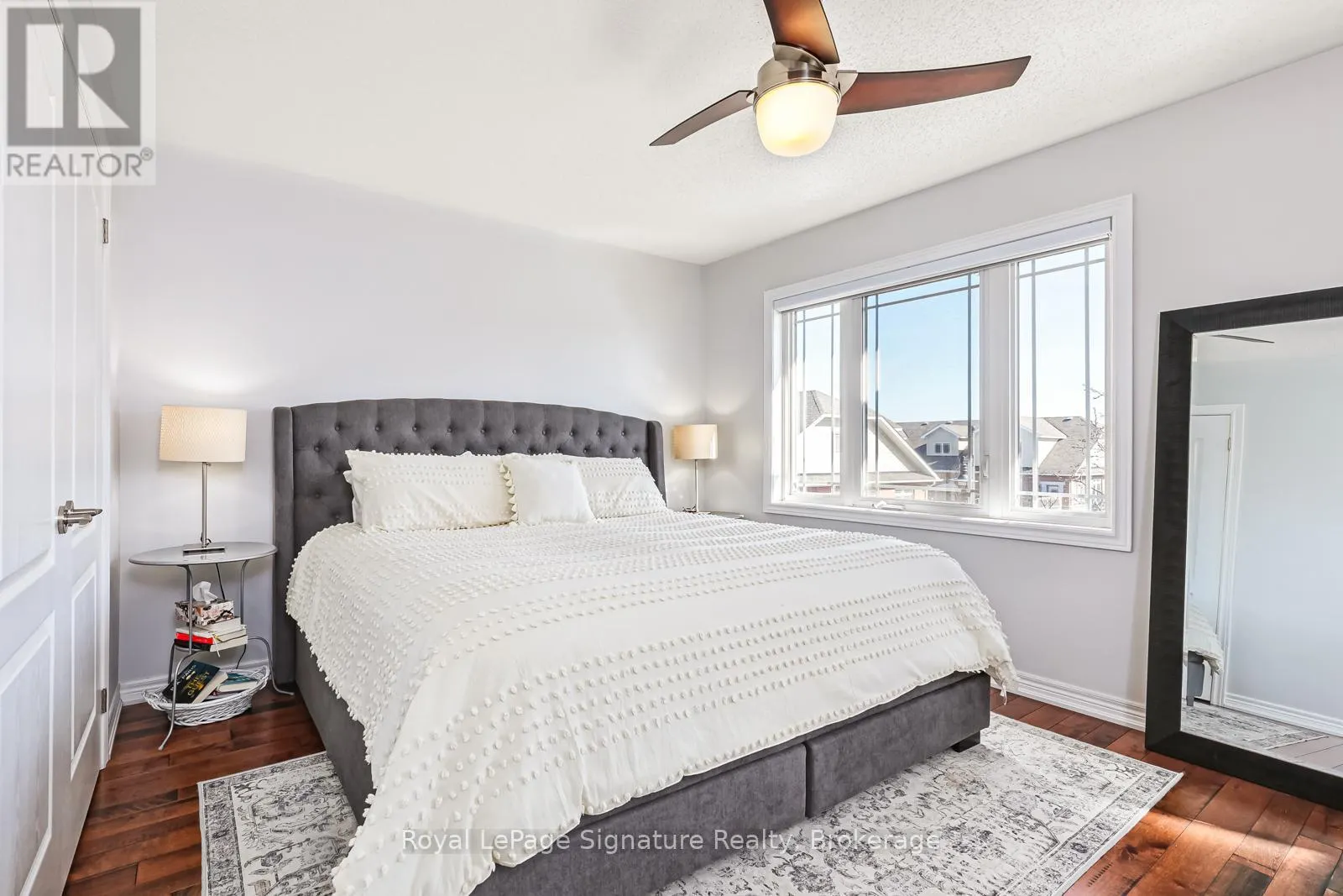 14 MONTCLAIR MEWS