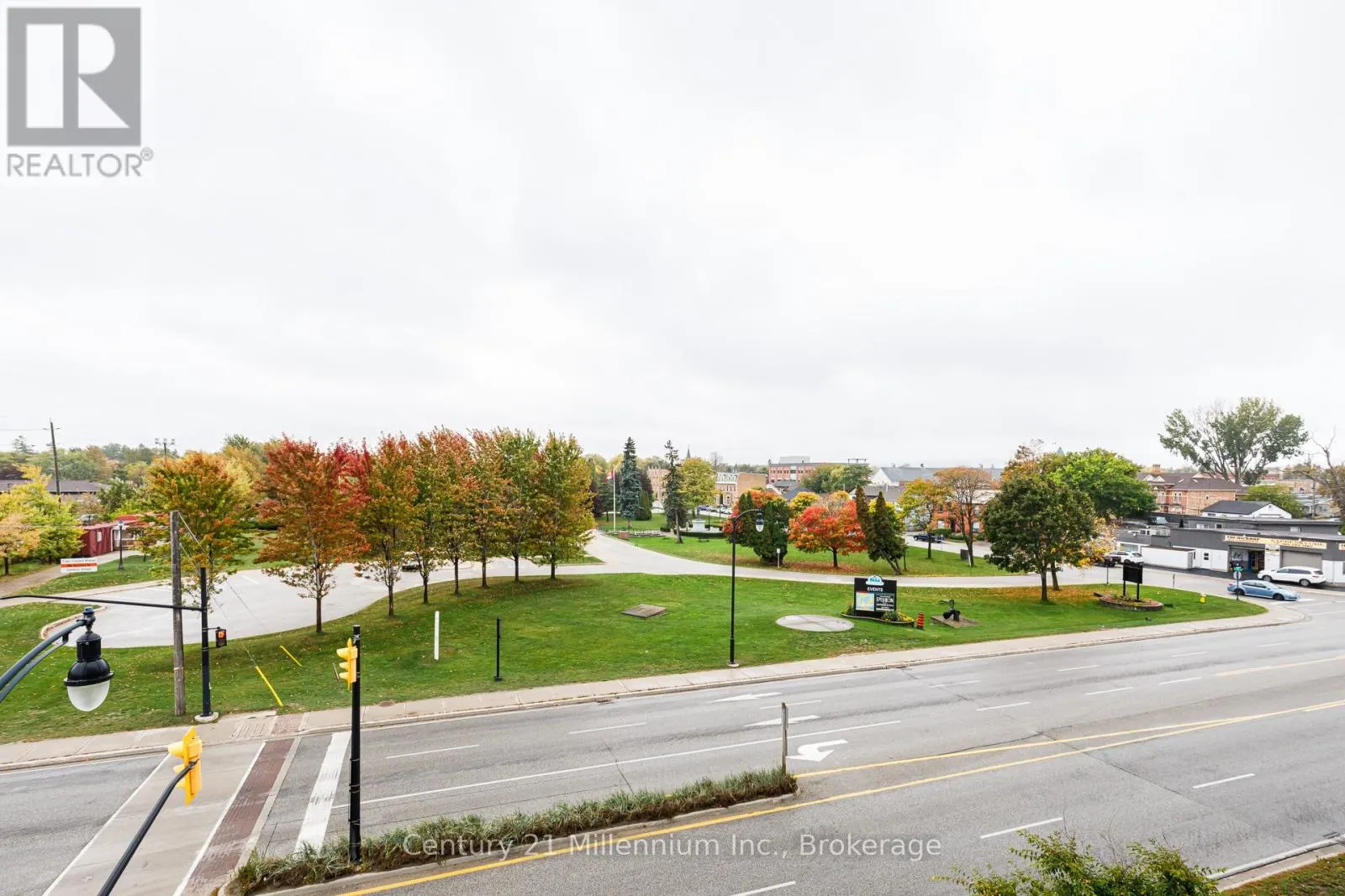 306 - 31 HURON STREET, #306