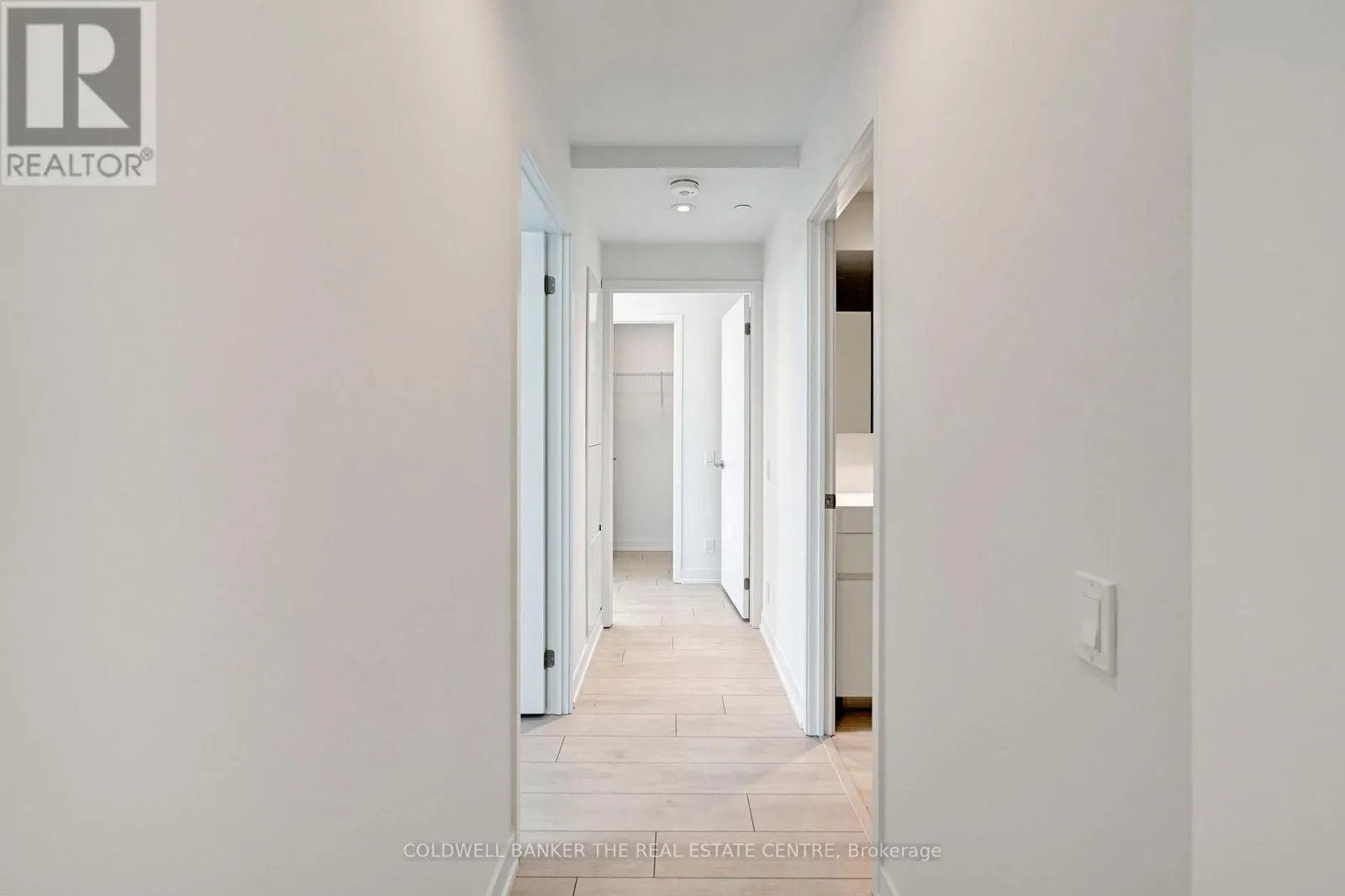 55 DUNLOP STREET W