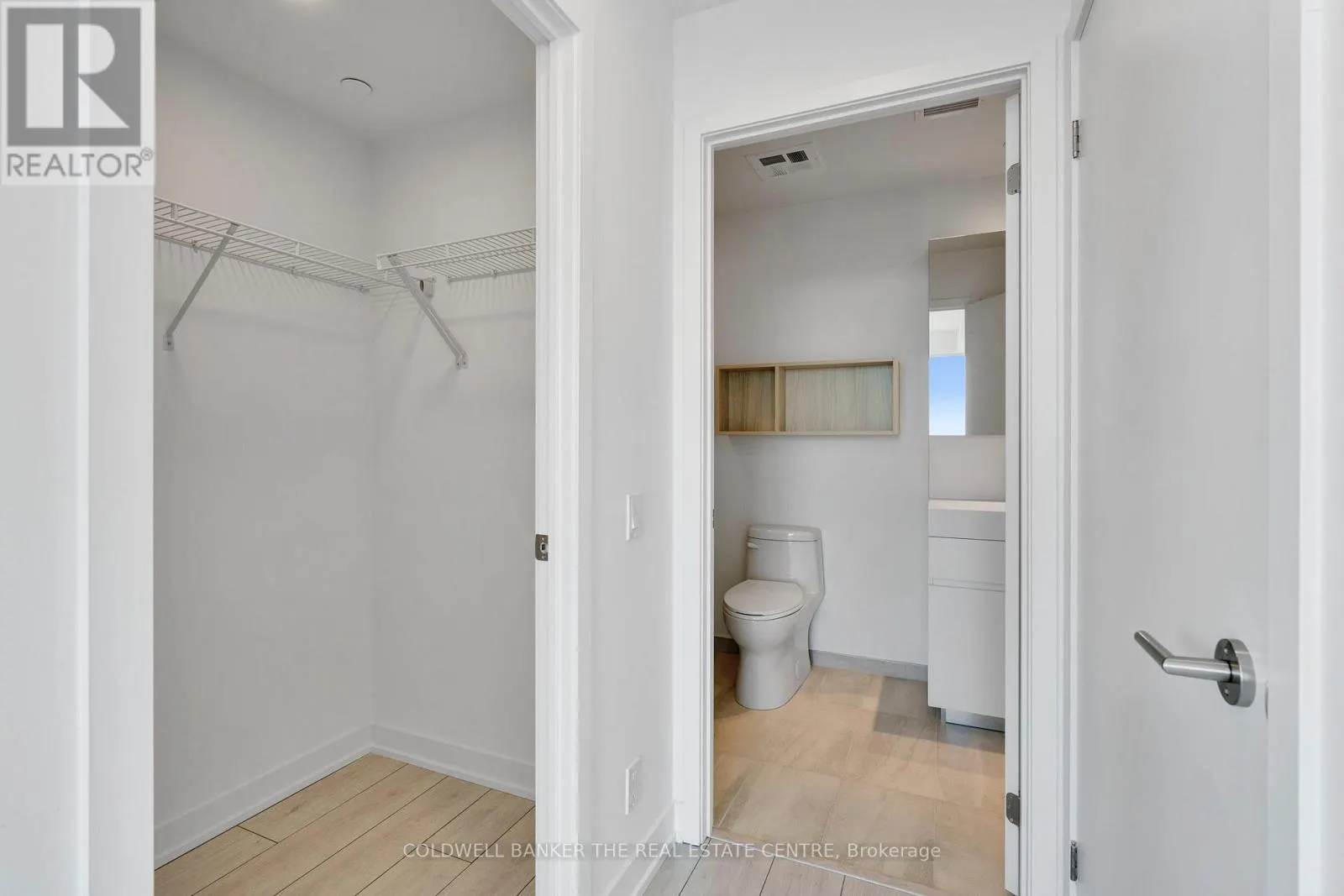 55 DUNLOP STREET W