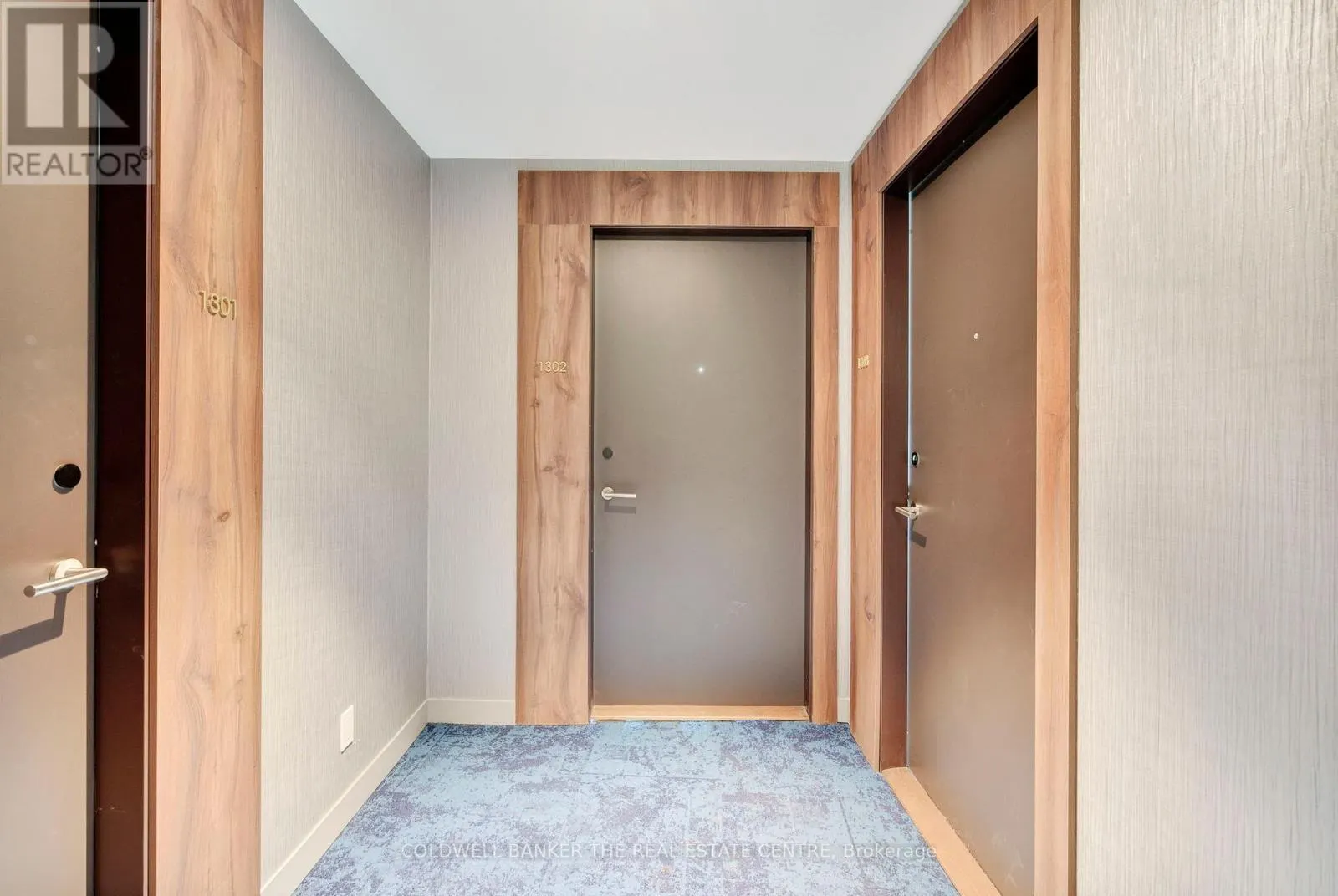 55 DUNLOP STREET W