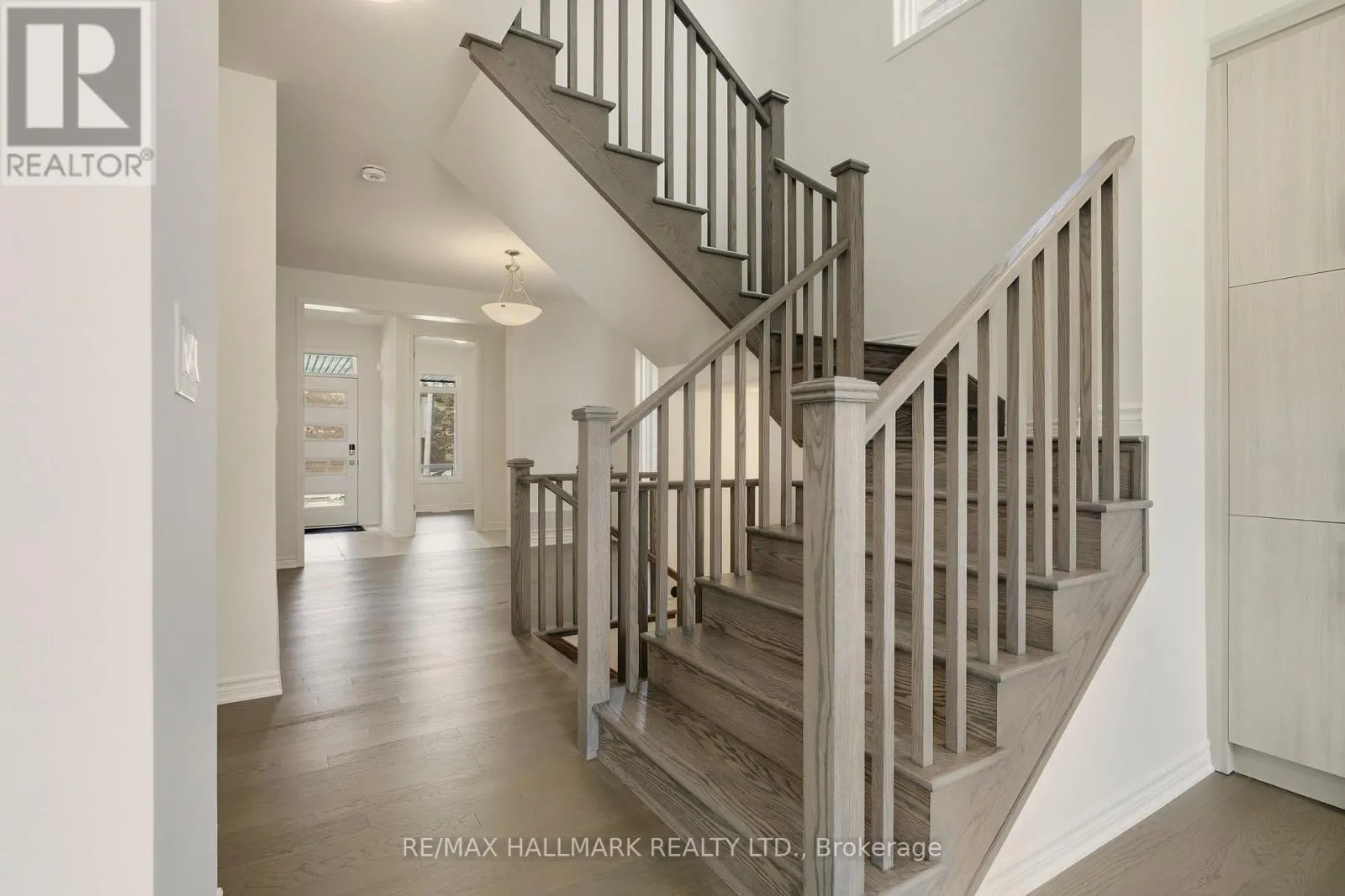 363 REID DRIVE W