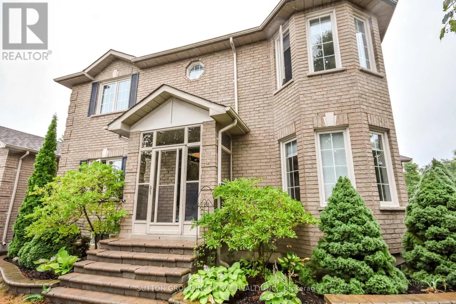 30 BRUCE CRESCENT