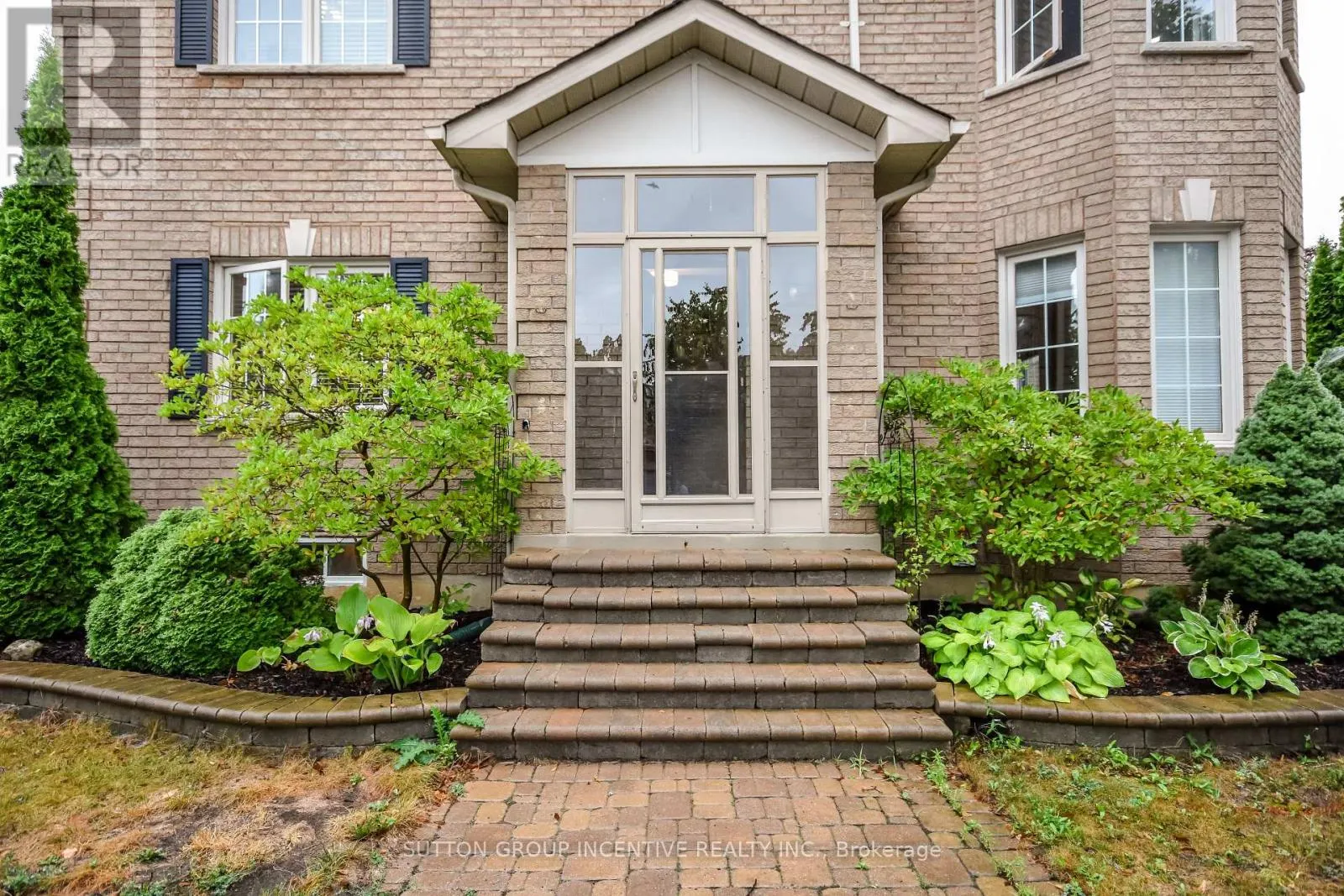 30 BRUCE CRESCENT