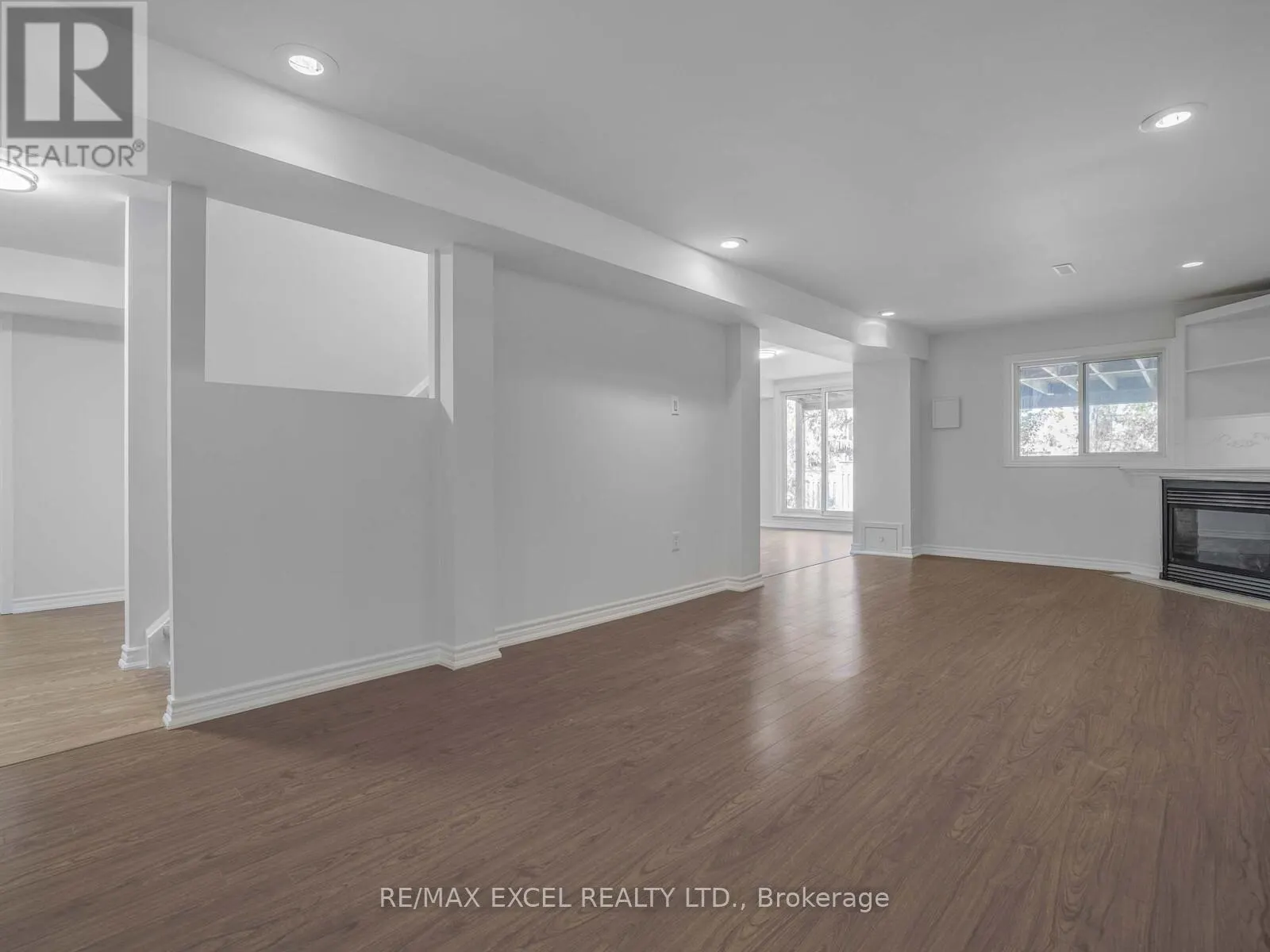 25 GOLDEN MEADOW ROAD