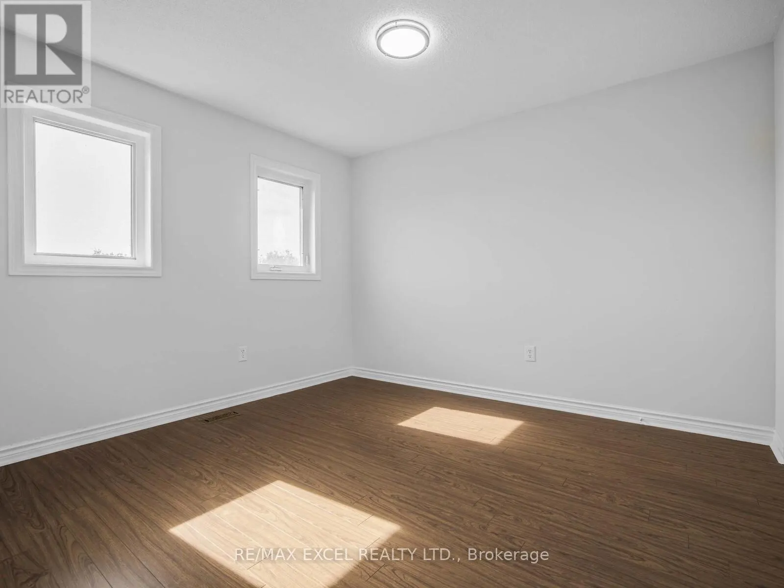 25 GOLDEN MEADOW ROAD