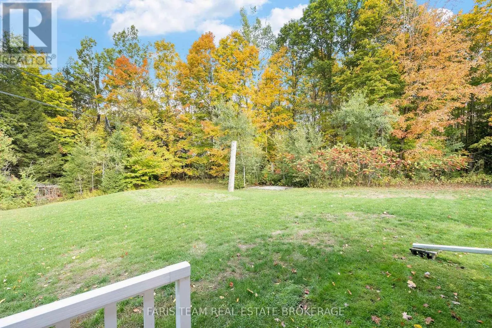 2826 HORSESHOE VALLEY ROAD W