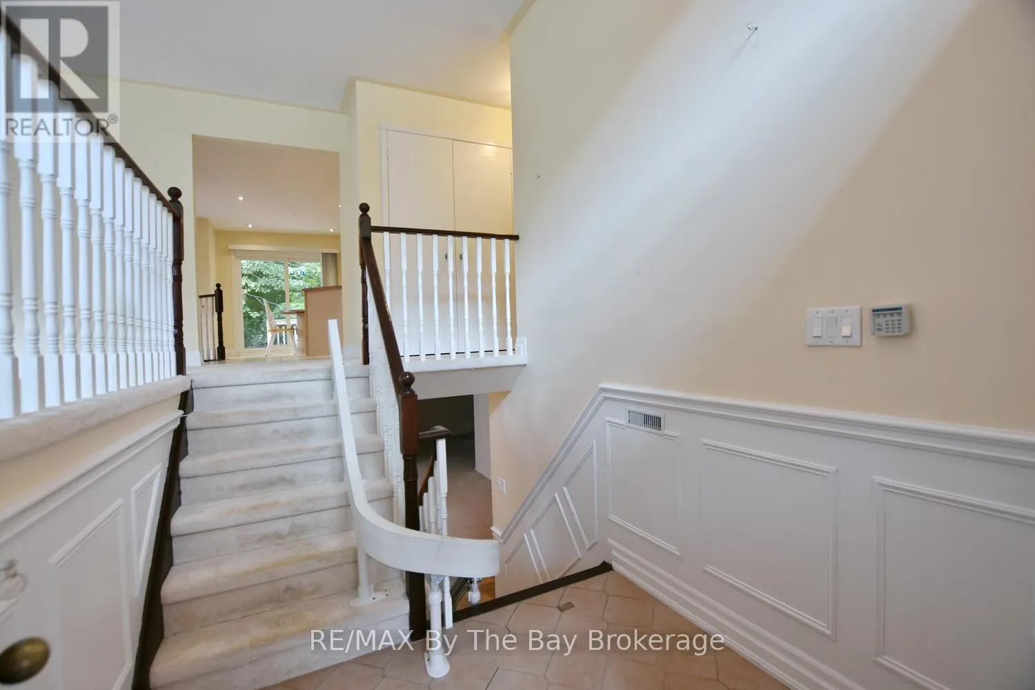 38 TIMBERLAND CRESCENT