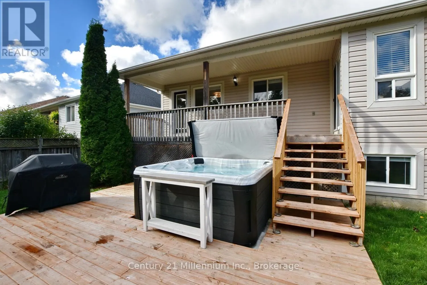 35 NORTHWOOD DRIVE