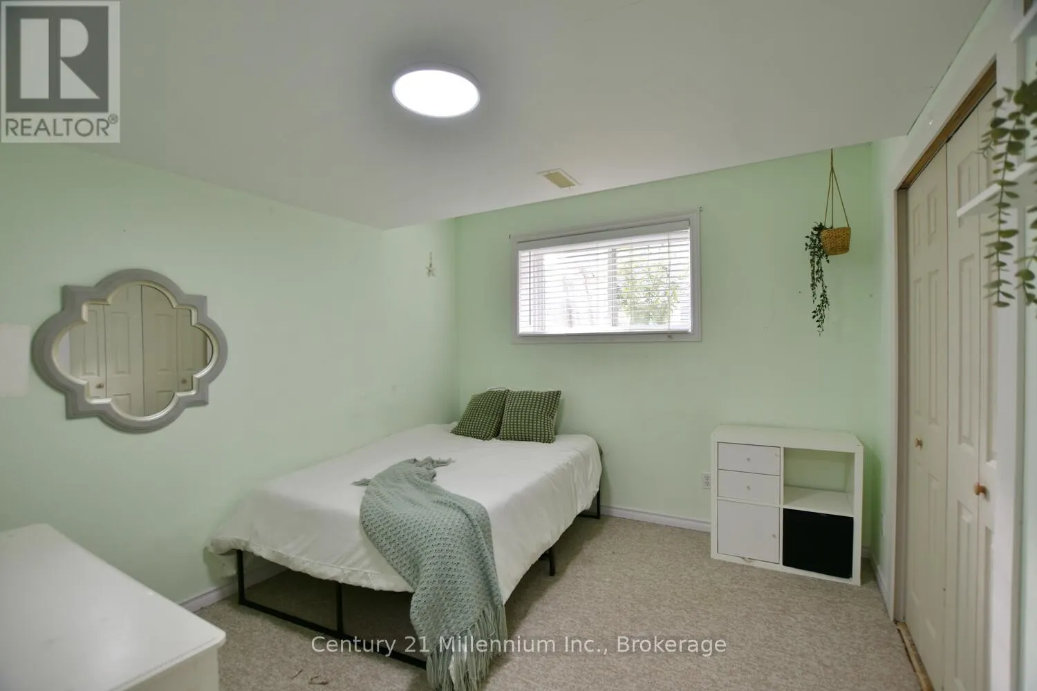35 NORTHWOOD DRIVE