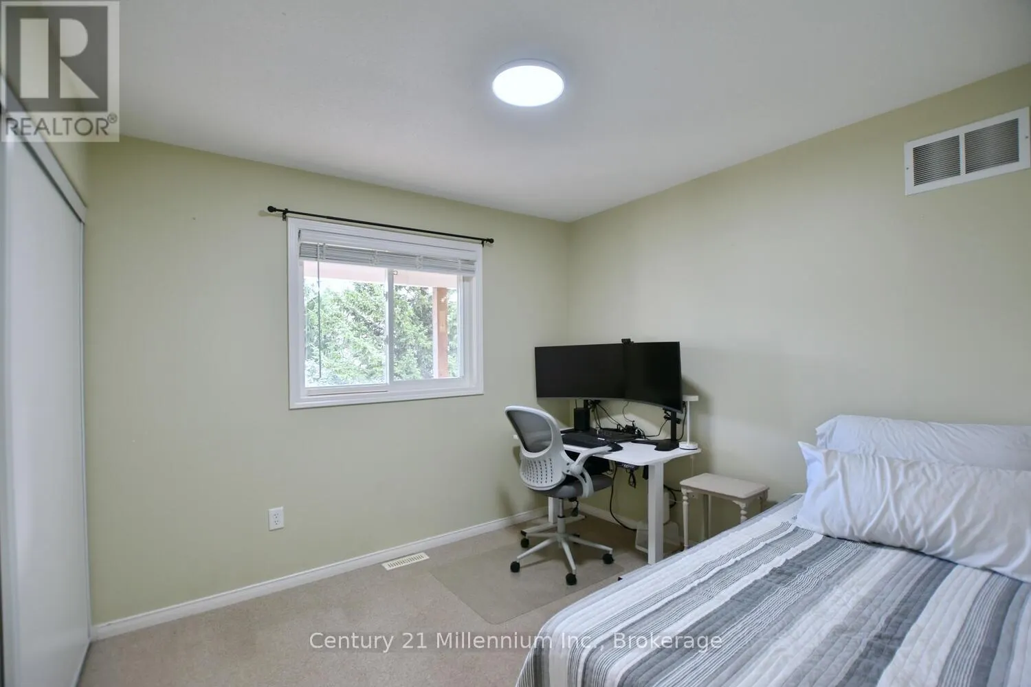 35 NORTHWOOD DRIVE