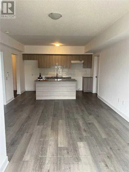 307 - 5 CHEF LANE