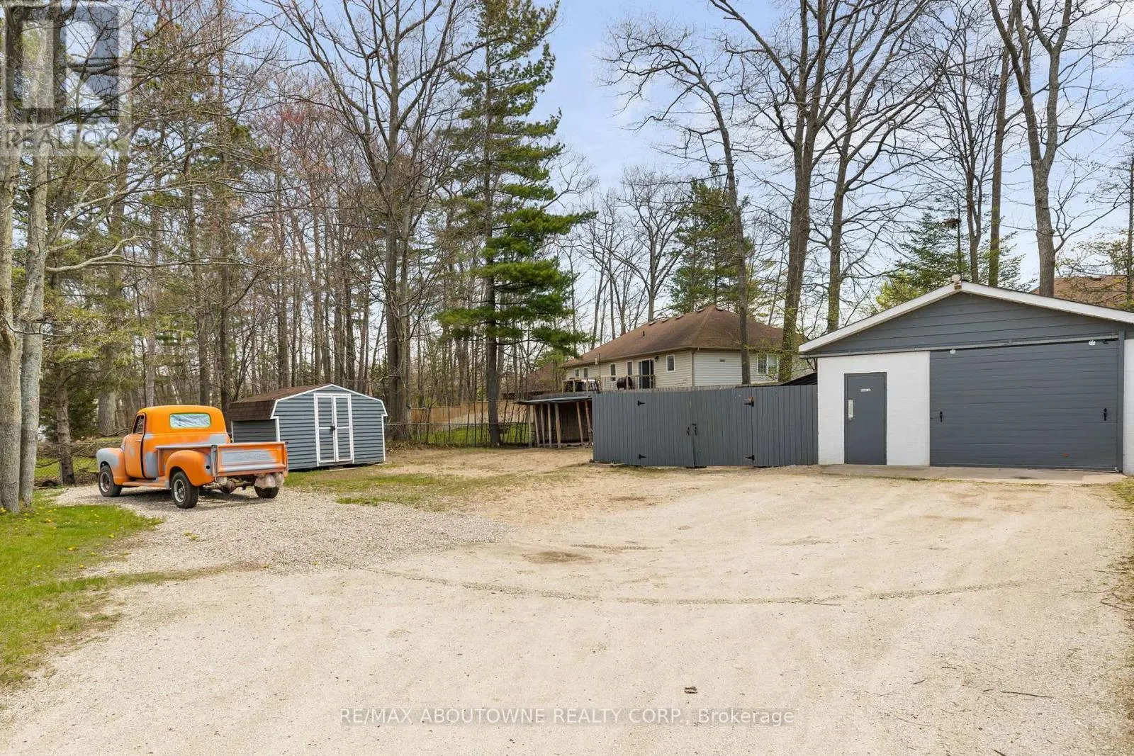 1877 RIVER ROAD W