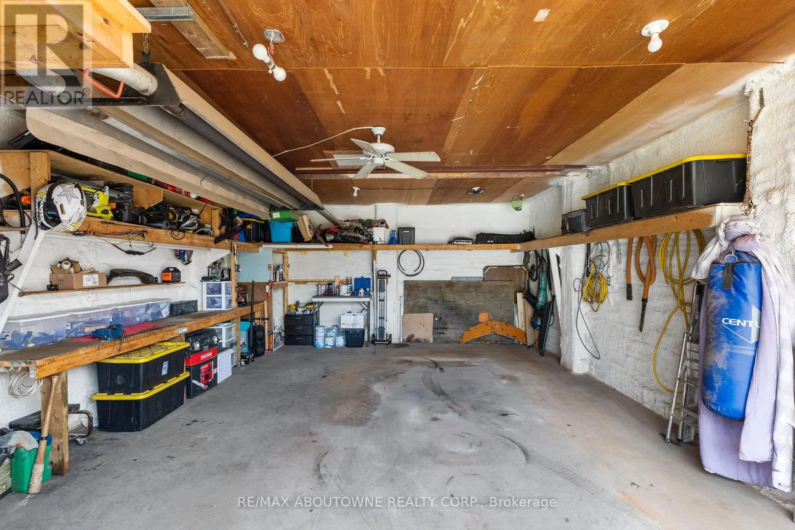 1877 RIVER ROAD W
