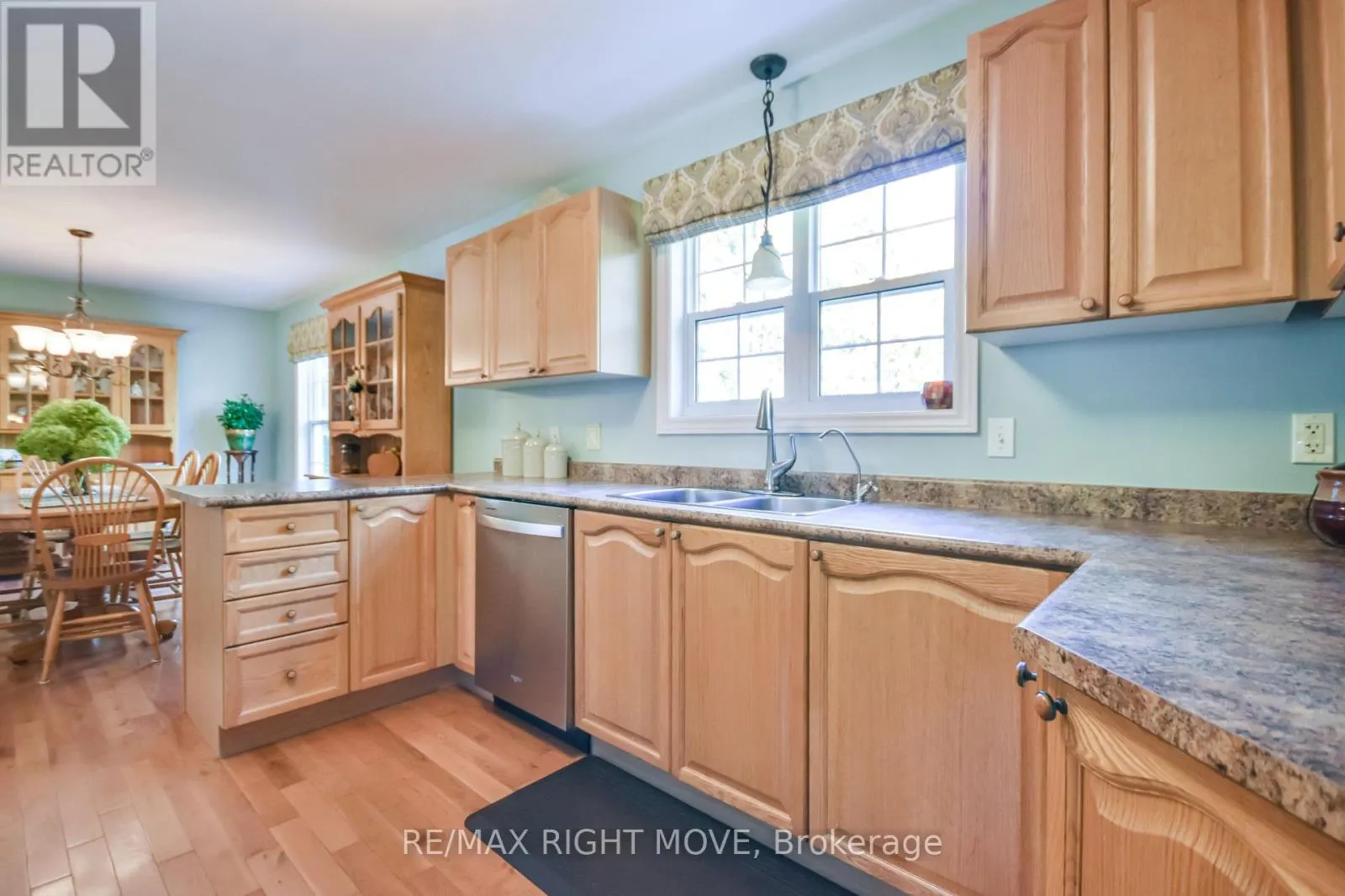 4043 DIGBY DRIVE