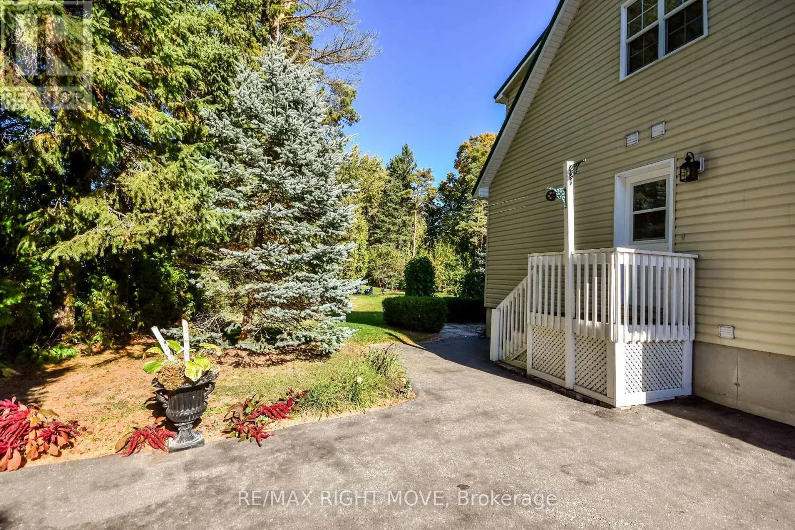 4043 DIGBY DRIVE