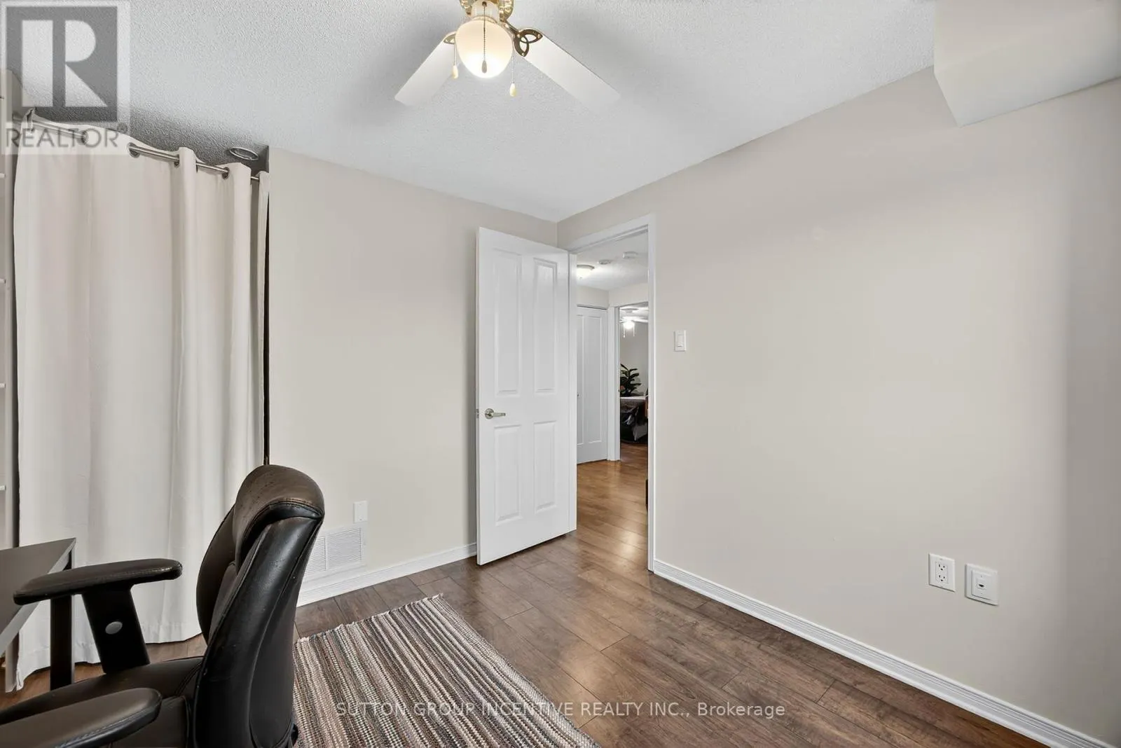87 IRWIN DRIVE