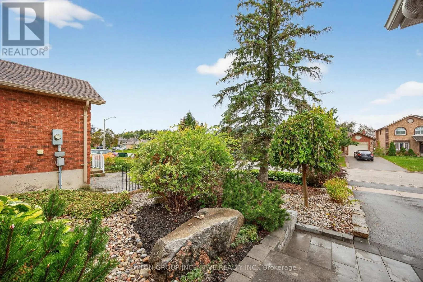 87 IRWIN DRIVE