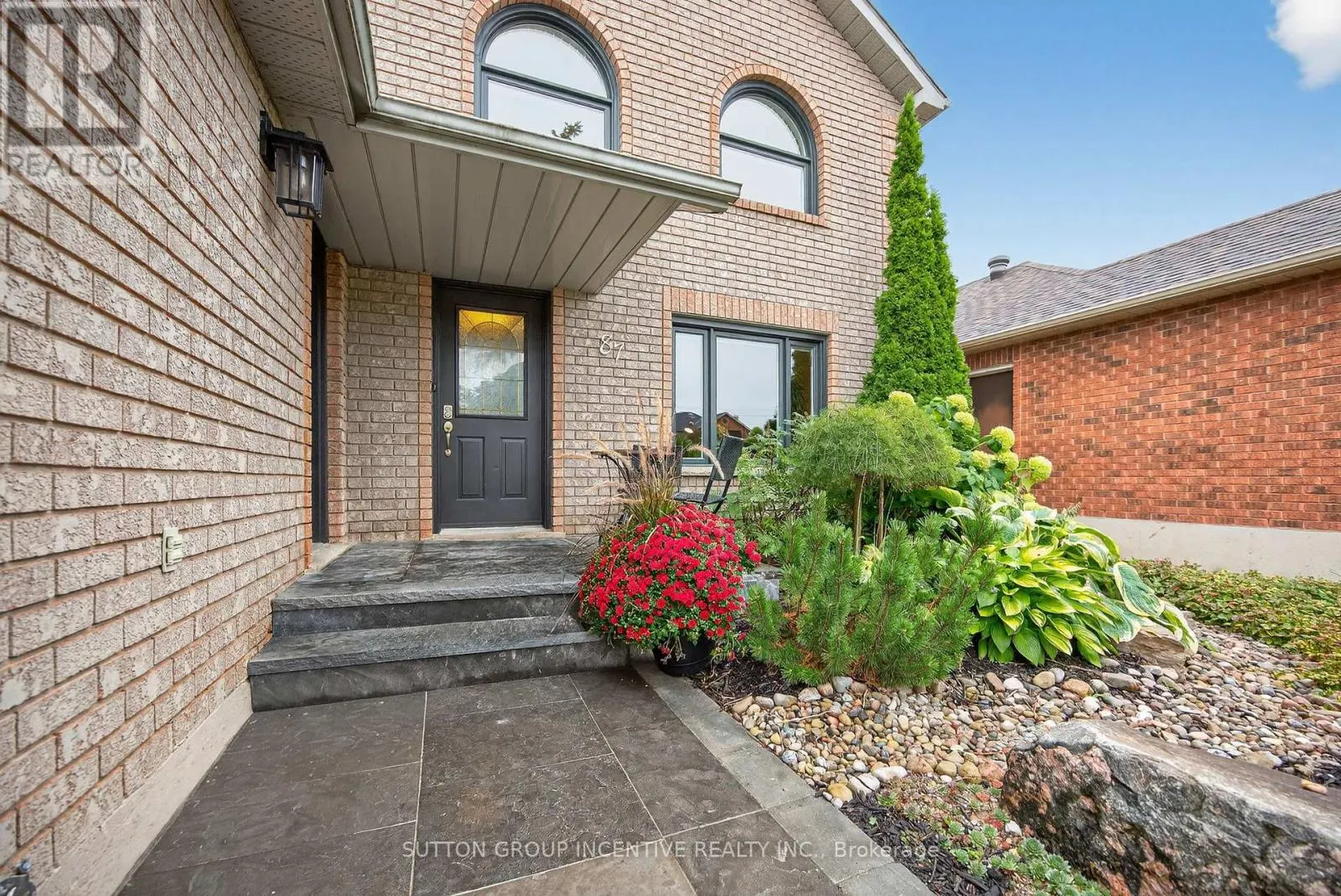 87 IRWIN DRIVE