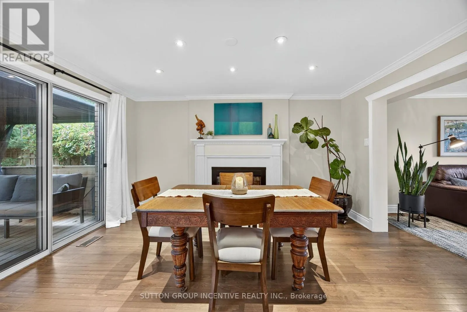 87 IRWIN DRIVE