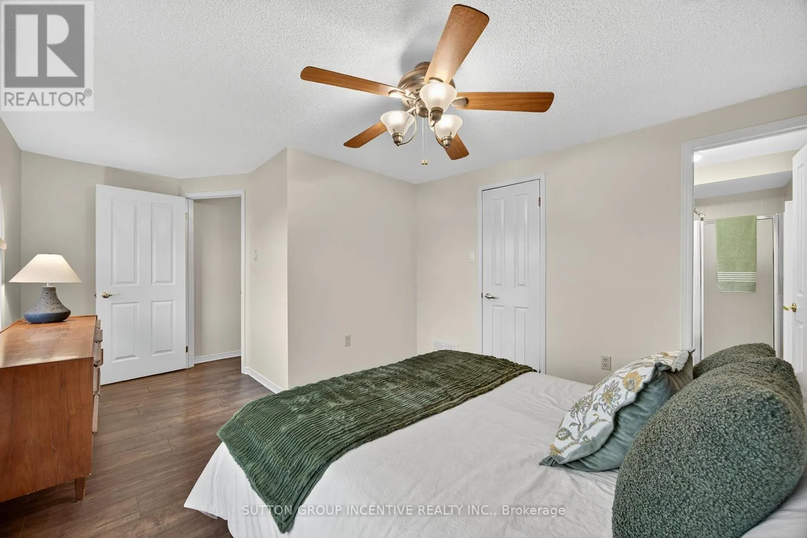 87 IRWIN DRIVE