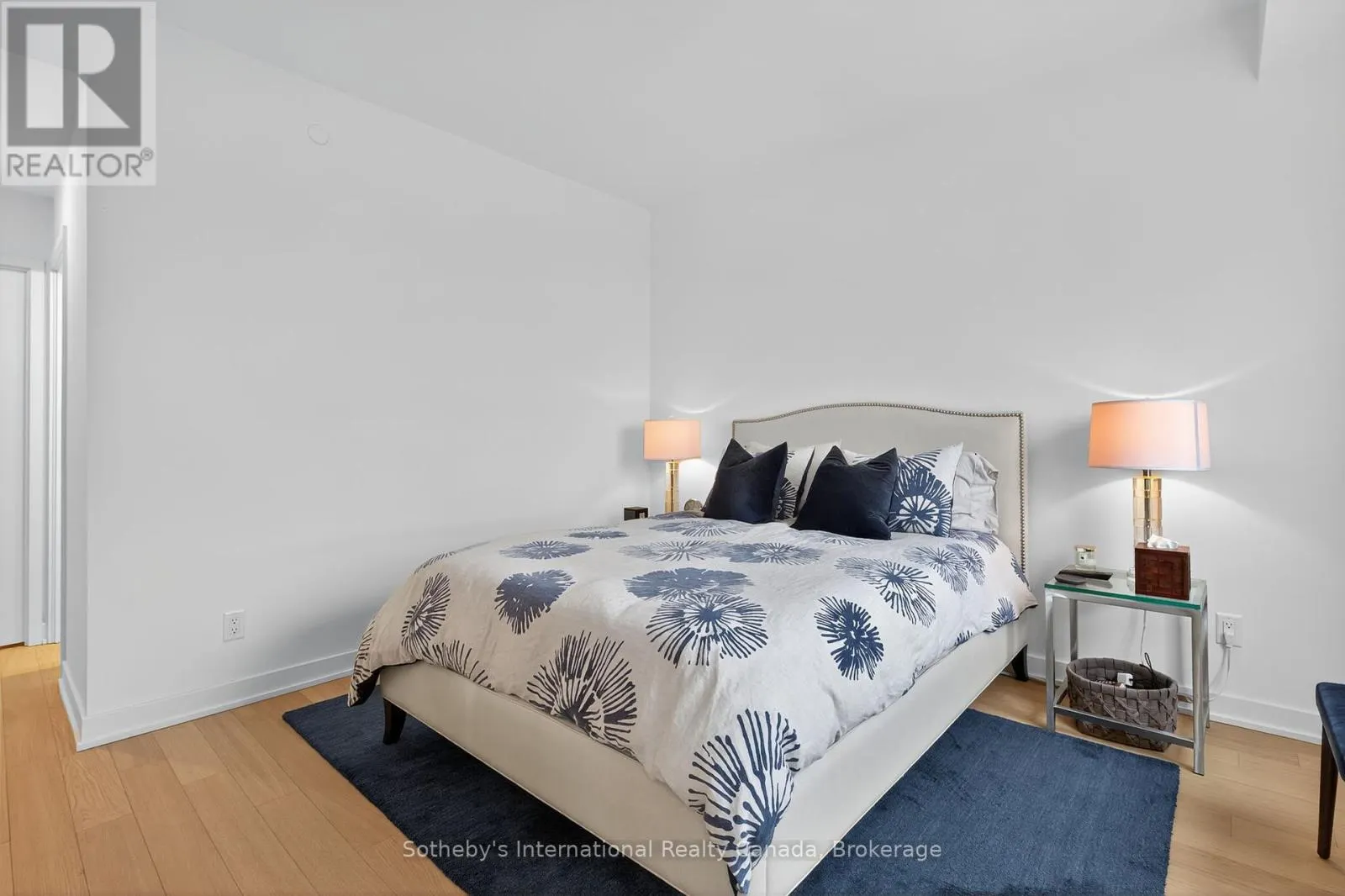 224 - 31 HURON STREET, #224