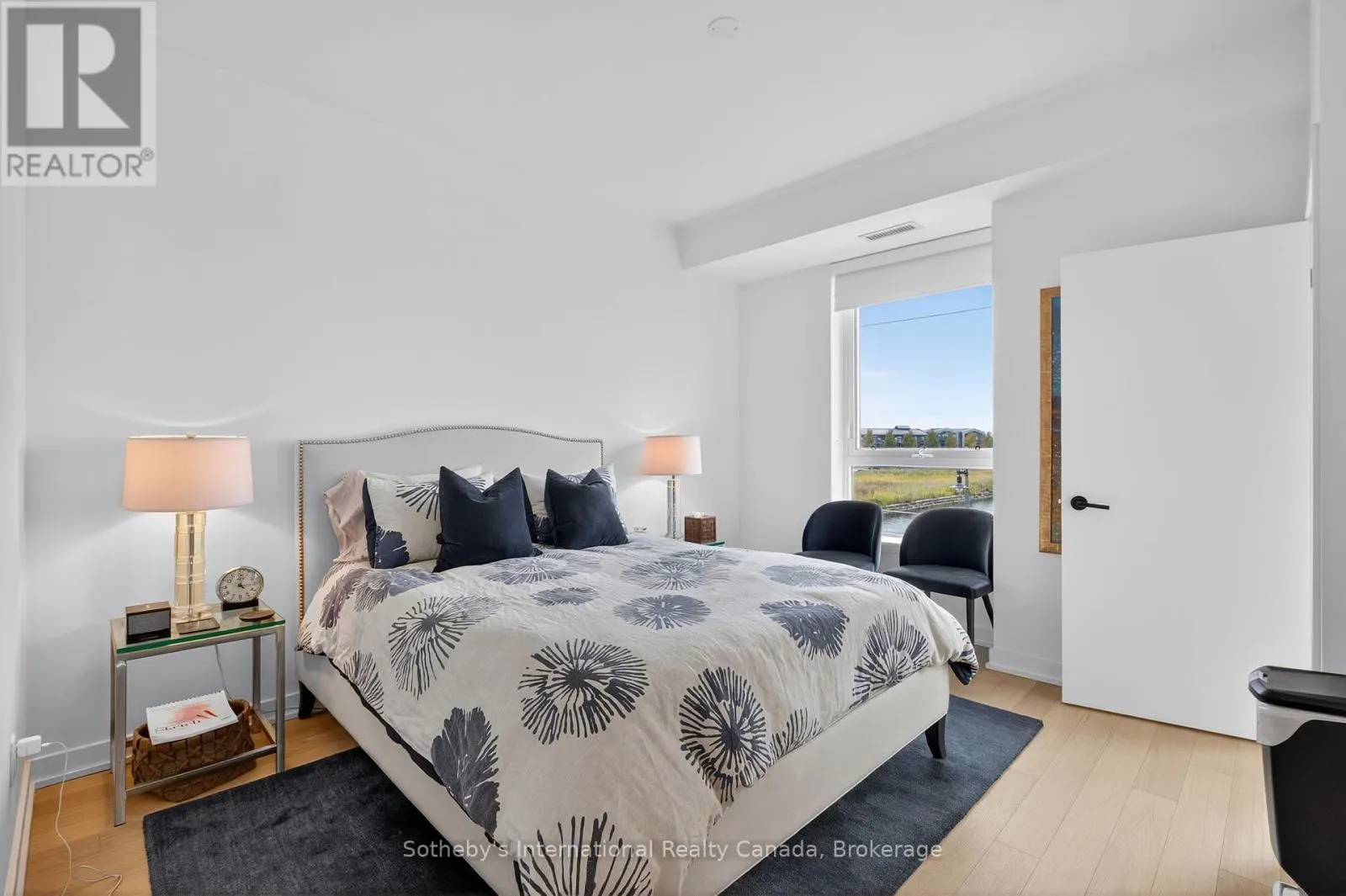 224 - 31 HURON STREET, #224