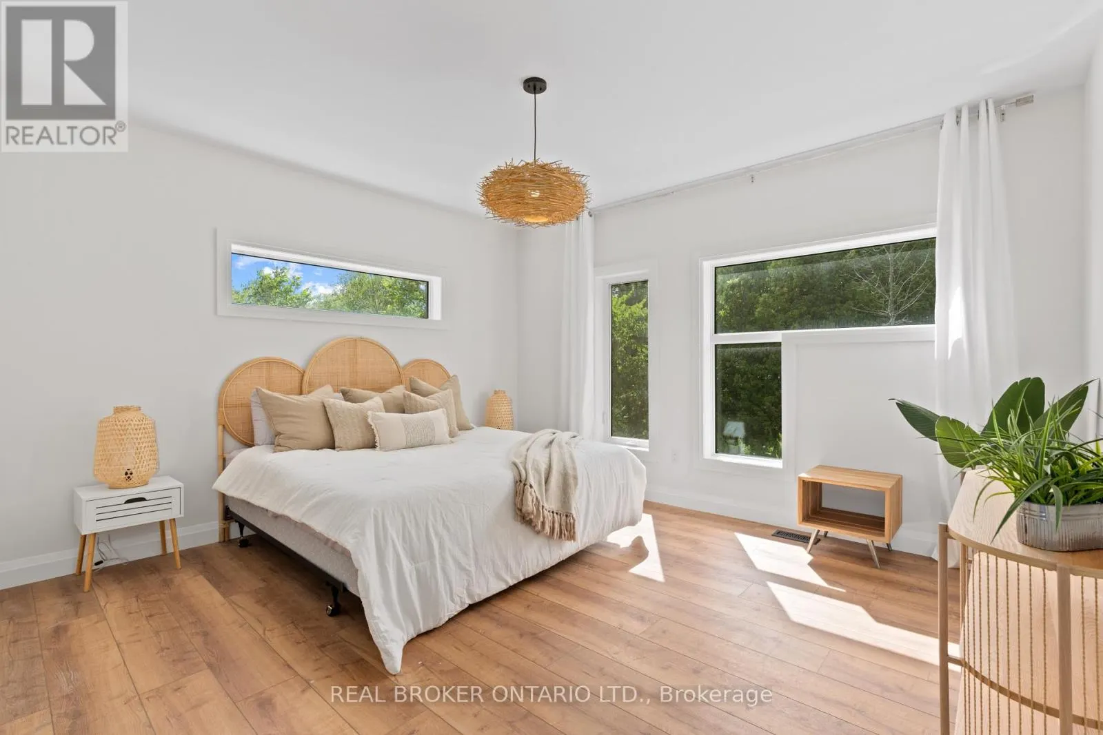 31 HEMLOCK AVENUE