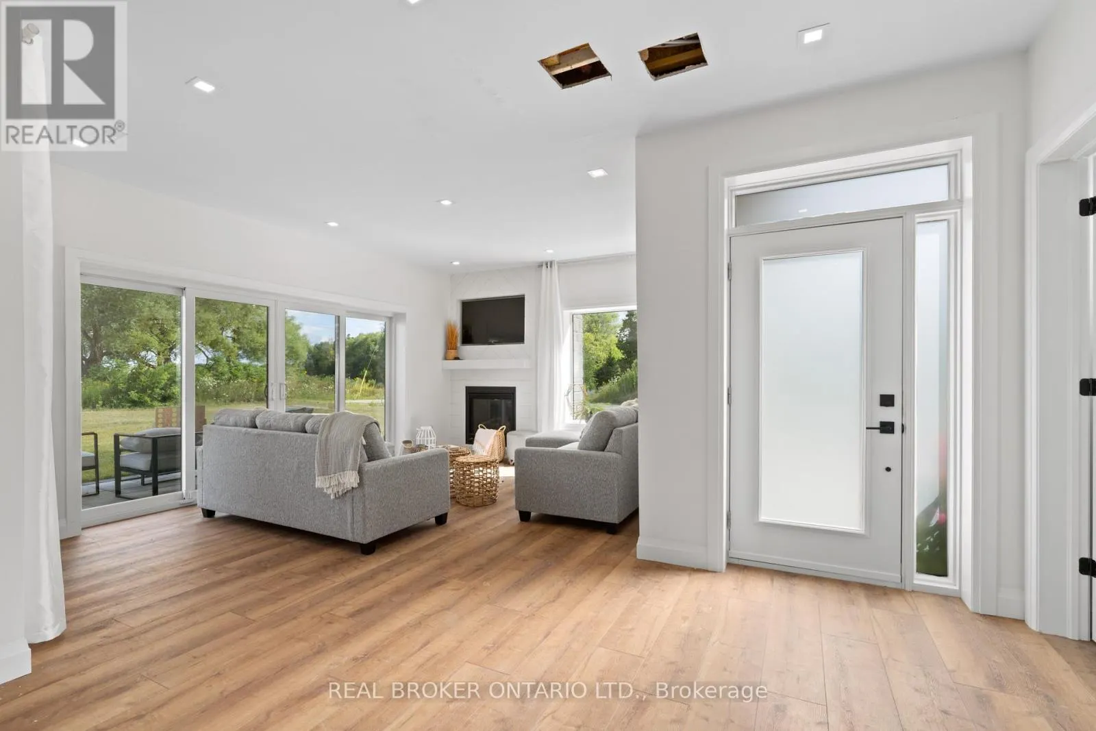 31 HEMLOCK AVENUE