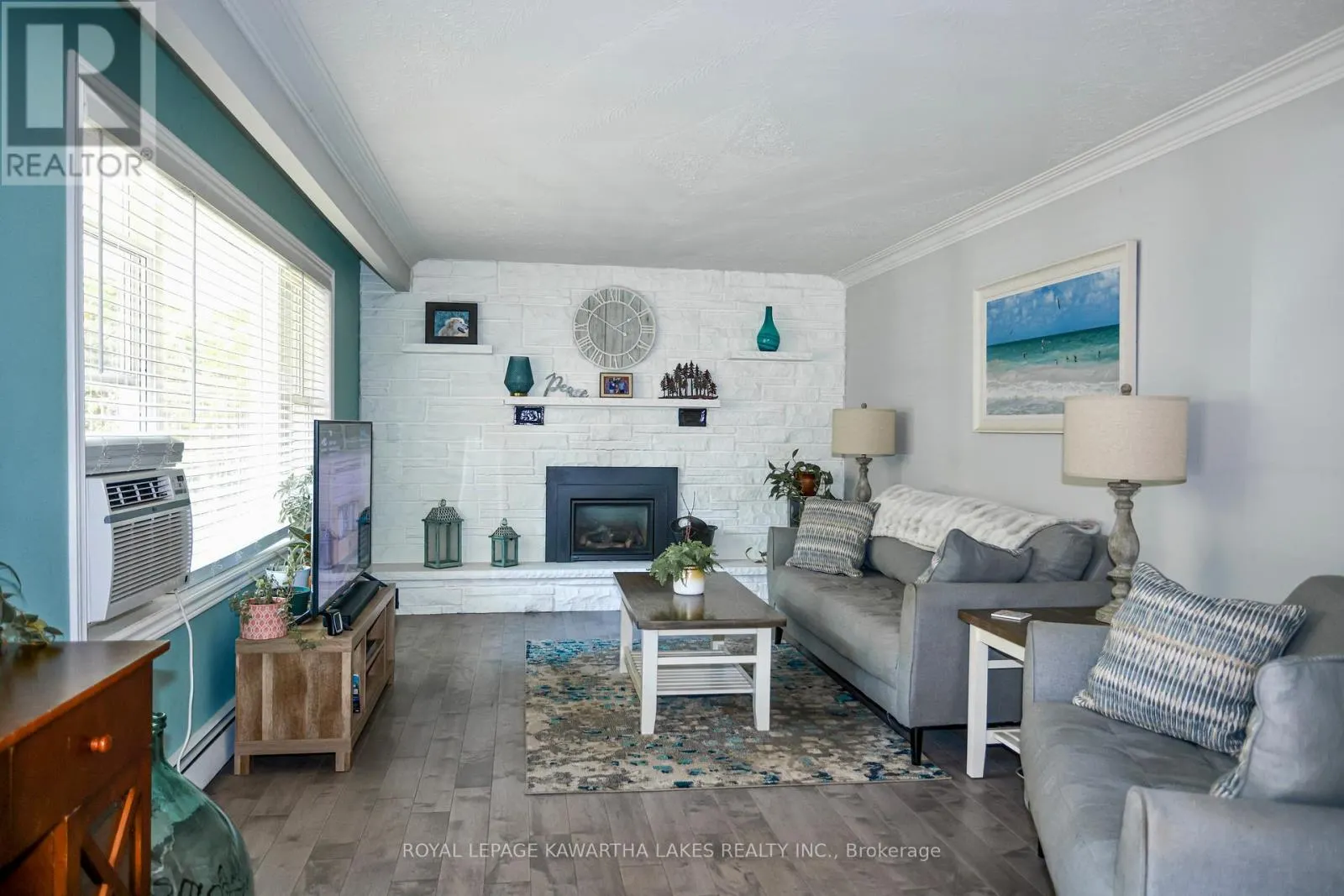 1185 ZOSCHKE DRIVE