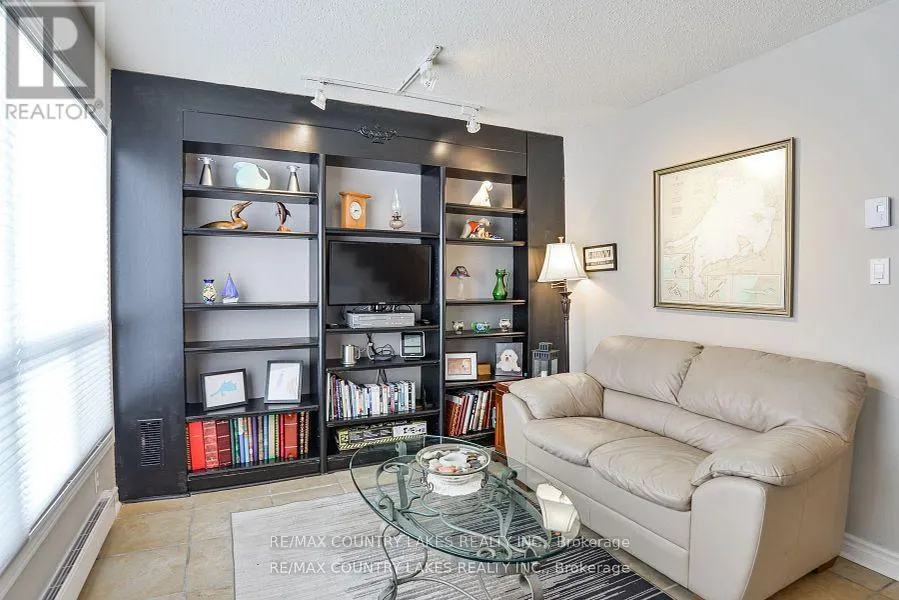 15 - 24 LAGUNA PARKWAY