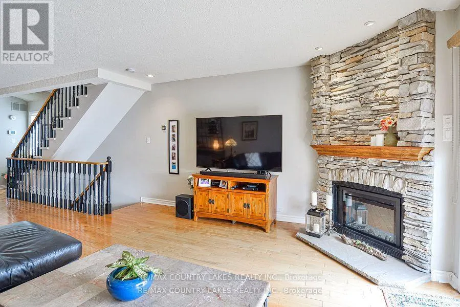 15 - 24 LAGUNA PARKWAY