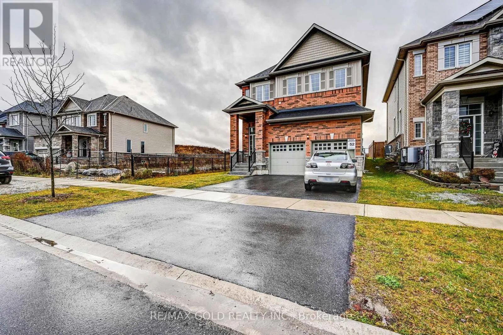 84 ATLANTIS DRIVE W