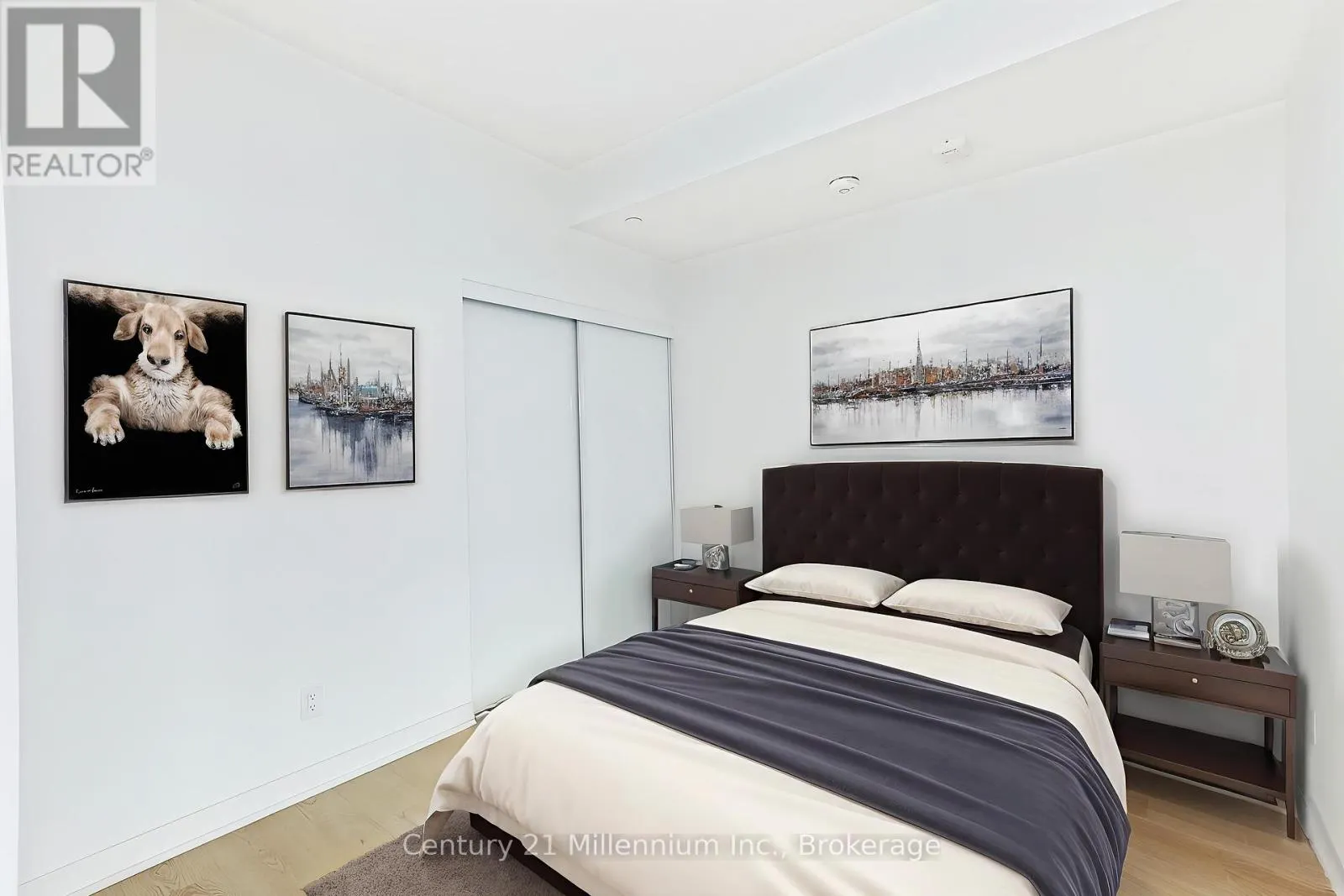 223 - 31 HURON STREET, #223